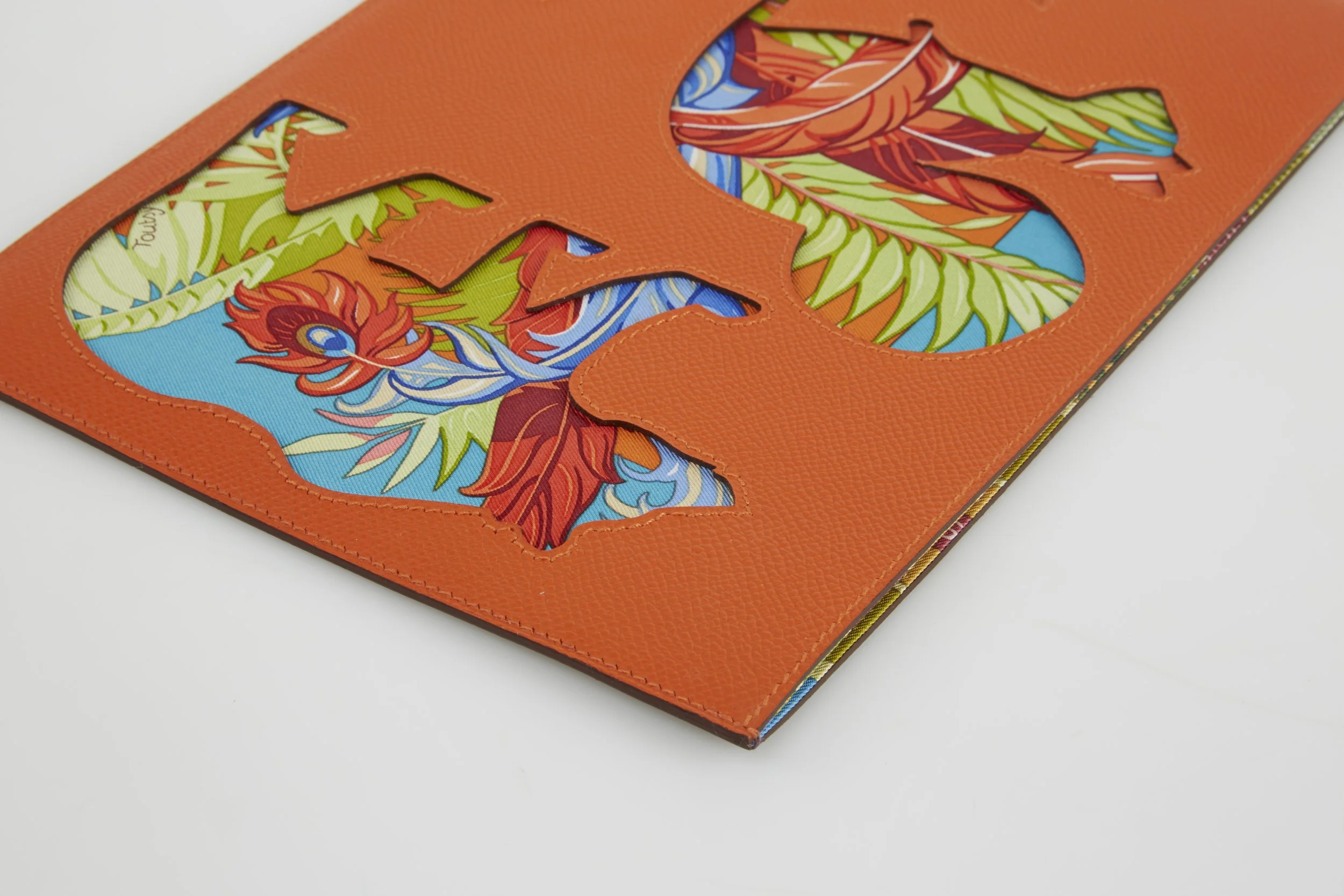 Petit h Pochette decoupe cuir:soie10.jpg