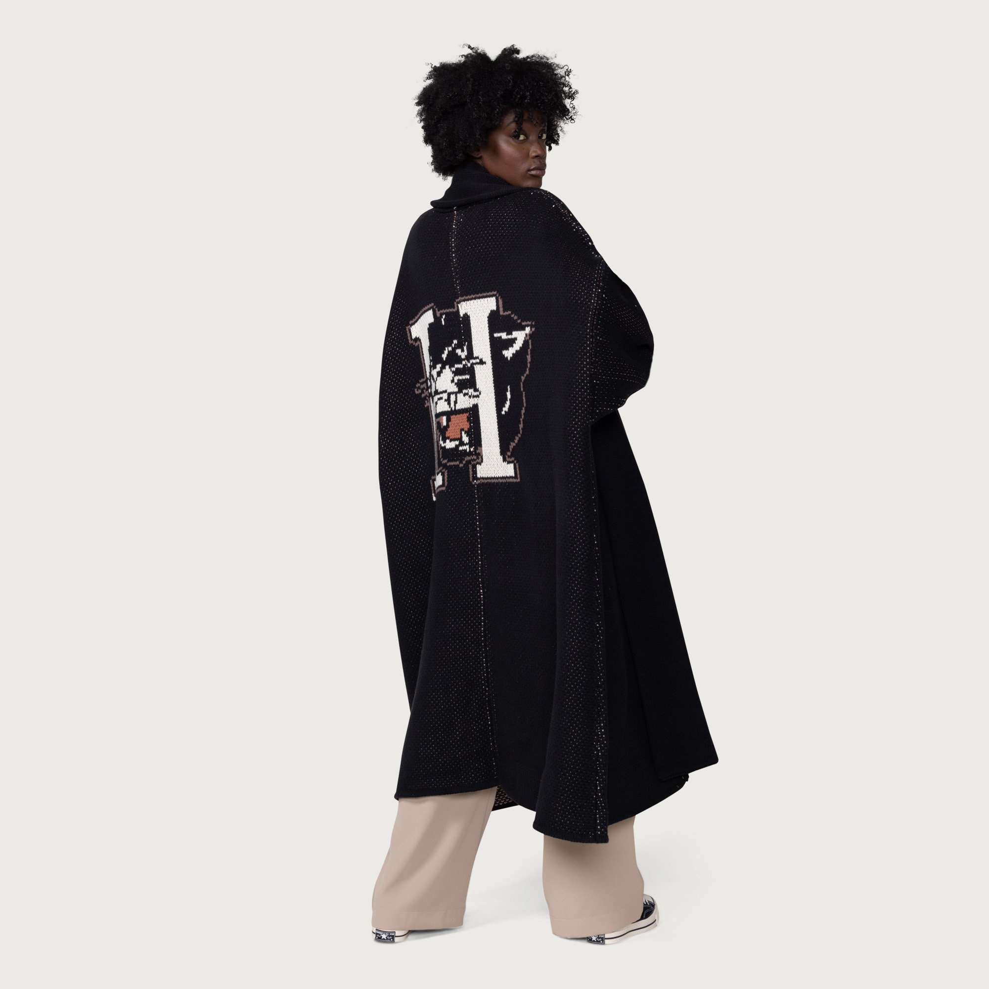 FALL22_UNISEX_CARDIGAN_BLACK_03.jpeg