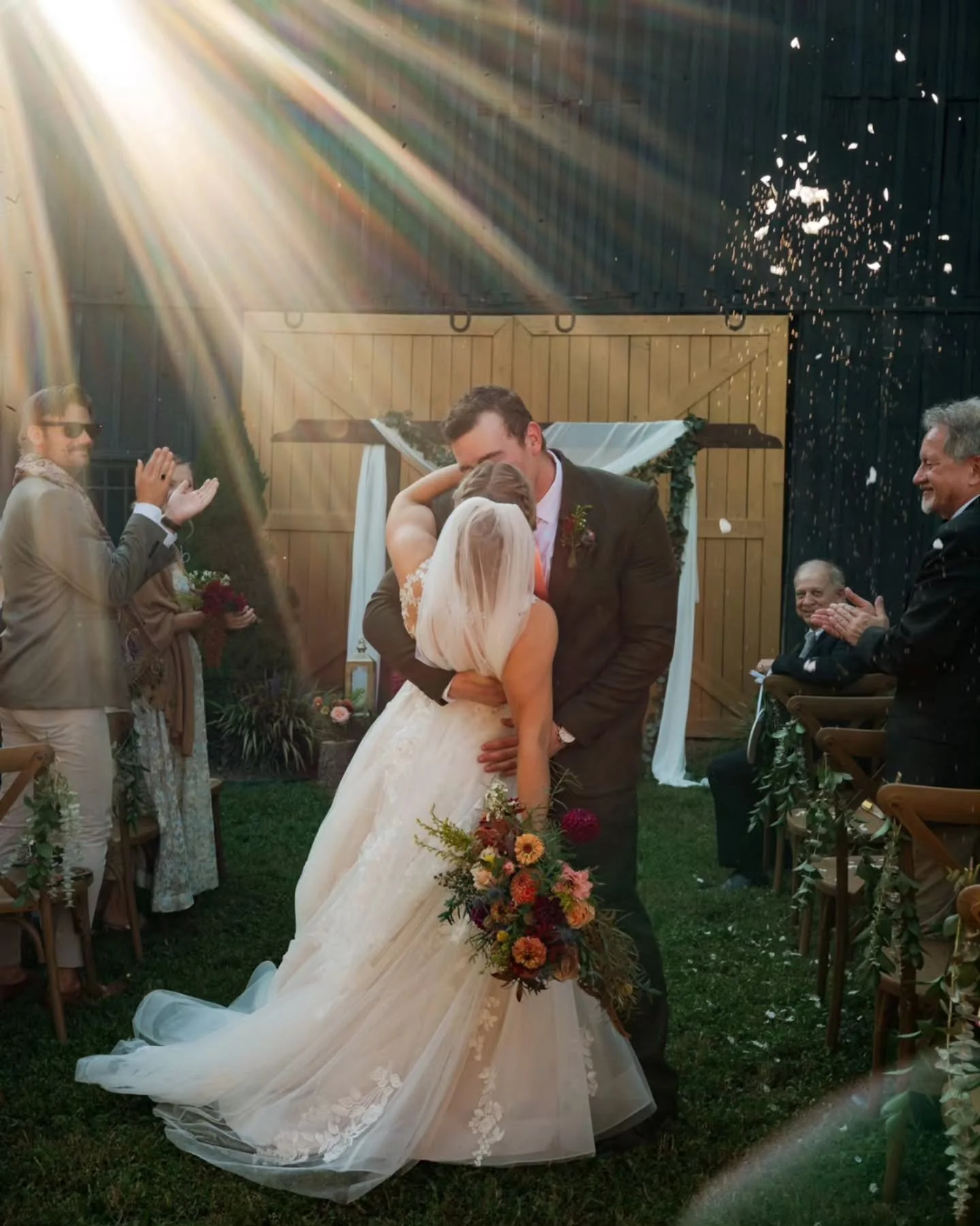 I have no words really. 🥹😭
Saturday's wedding was the sweetest, most authentic, special day. 
Daniela and Joel are absolute gems and it was such an honor to document their perfect day! 

𝘐'𝘮 𝘢𝘭𝘴𝘰 𝘪𝘵𝘤𝘩𝘪𝘯𝘨 𝘵𝘰 𝘨𝘦𝘵 𝘵𝘩𝘪𝘴 𝘰𝘧𝘧 𝘮?