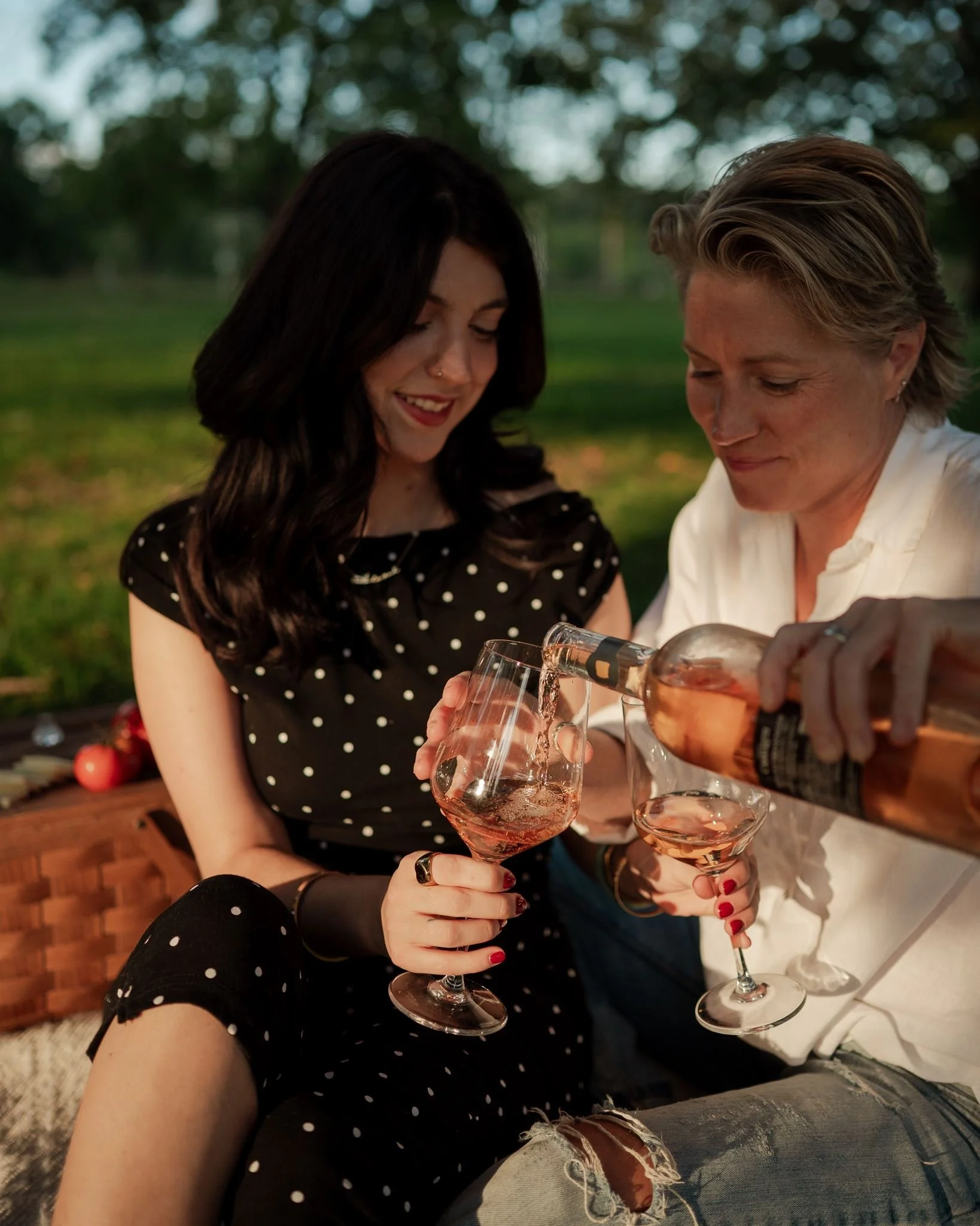 Couple pouring drinks