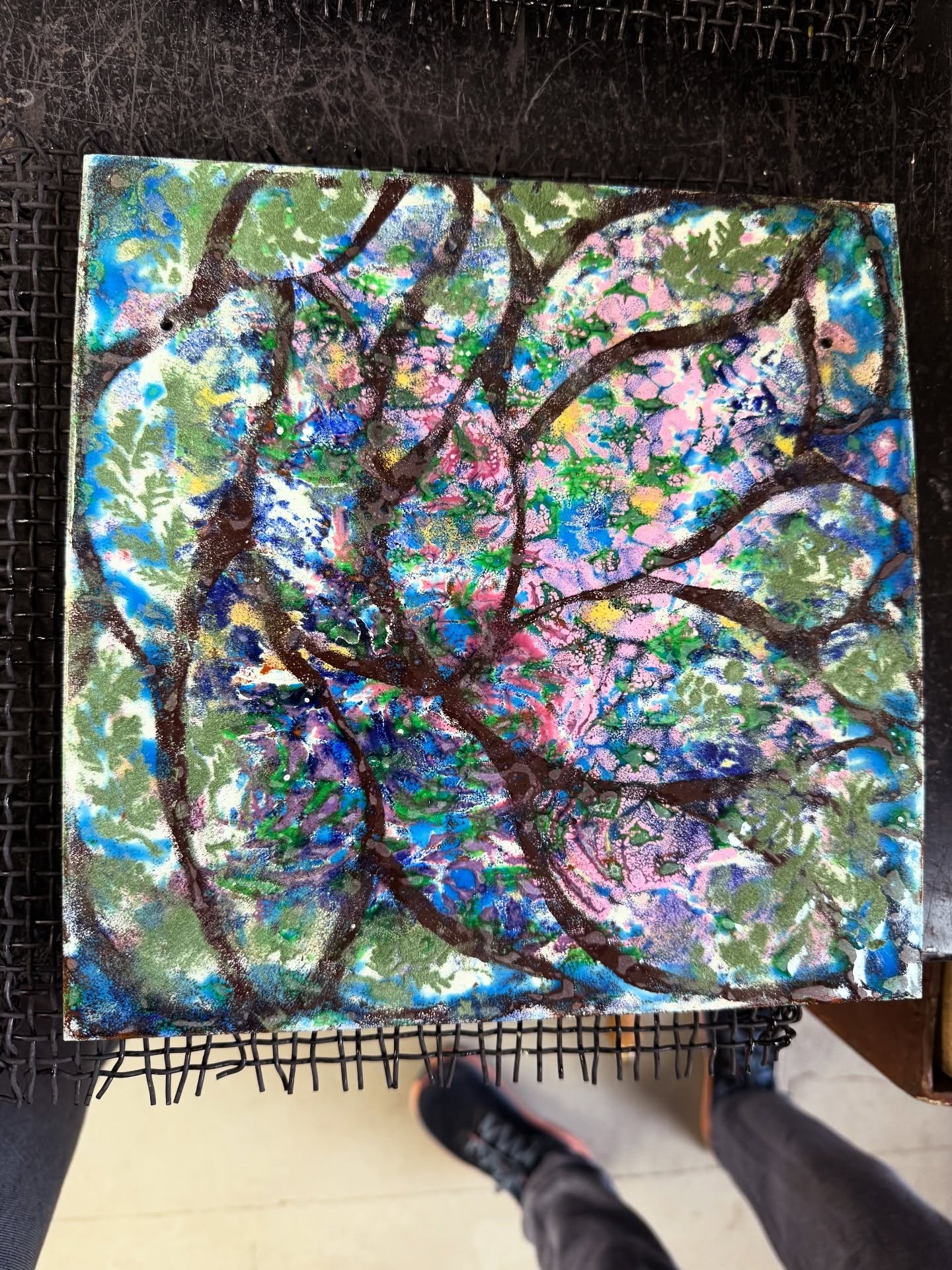 Continuation of the enamel work on copper from last week (by Orietta). Our Enamel class is almost full, just a few spots remain. Sign up in our website!