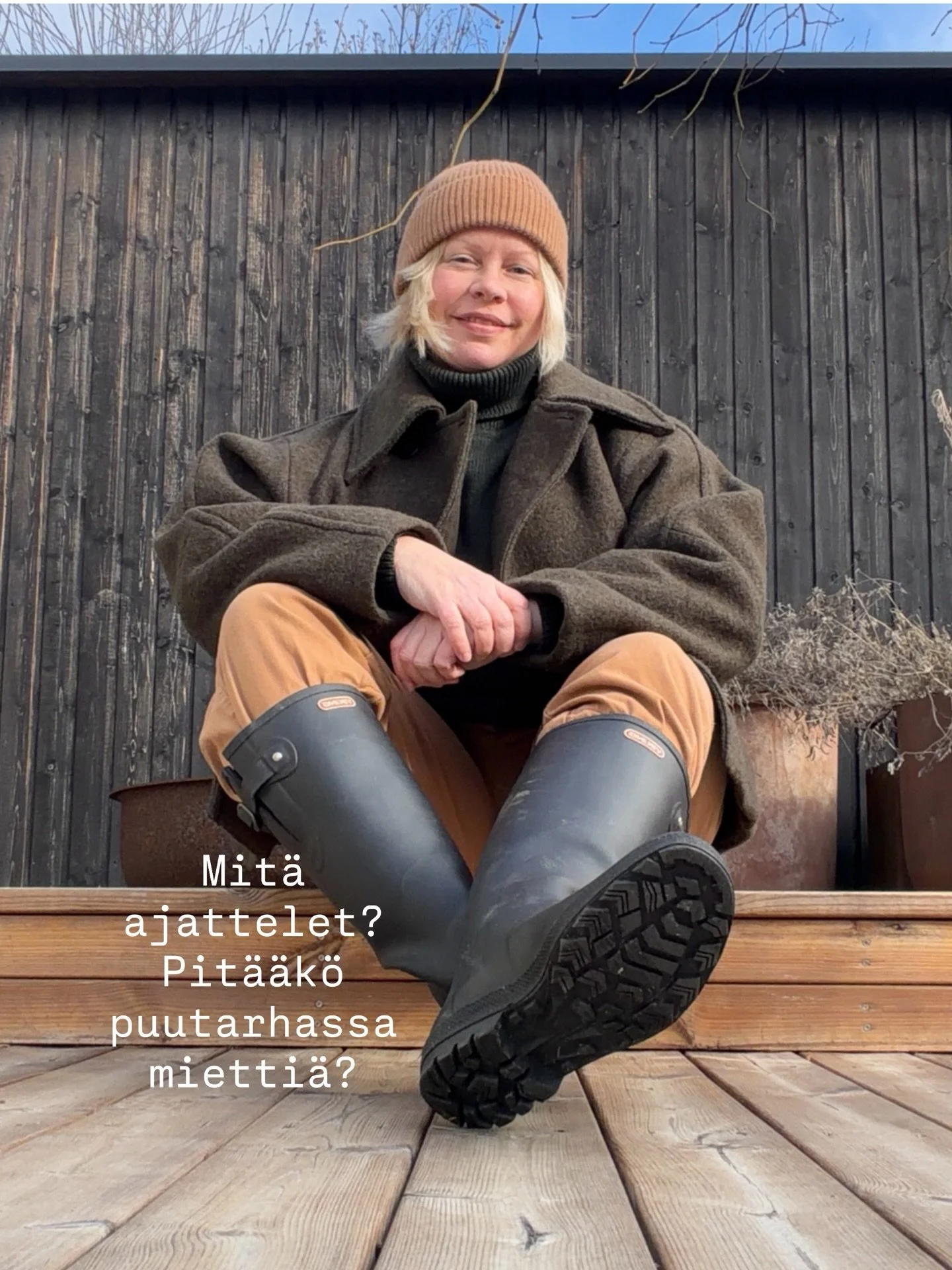 En pystynyt edes laskemaan, kuinka monta sataa (tuhatta)kommenttia webinaarin chattiboksi kesti eilen. Te ootte huippuja, AAAH! 🤗🤗🥳🤩

Kokoonnuimme eilen Pihailon El&auml;k&ouml;&ouml;n puutarha-juhlawebinaarin &auml;&auml;reen ja kymmeni&auml; su