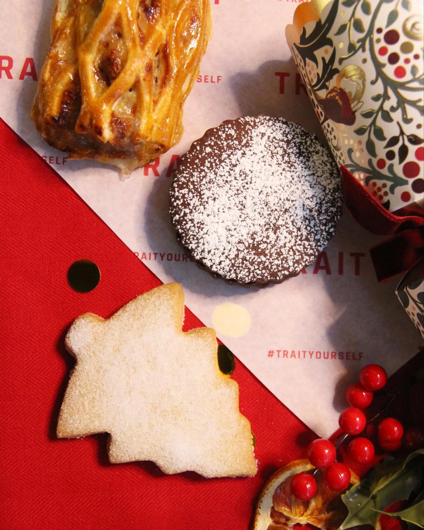 🎄ONE MORE SLEEP🎄

Our very exciting NEW Christmas menu launches tomorrow across all locations...and we&rsquo;re feeling very merry about it 

So, here&rsquo;s your sneak peek at the festive bakes coming your way 🎅✨

#christmasmenu #festivebakes #d