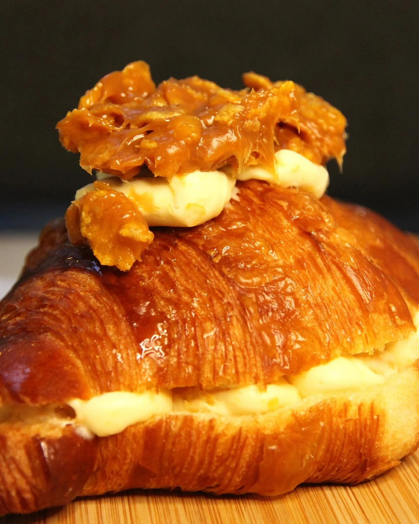 Croissant or Cornflakes for breakfast? Or both? 🤔

Our Honey Nut Cornflake Croissant makes for the ultimate sweet breakfast treat ☀️

Laminated croissant dough has been filled with a creamy cereal milk cream &amp; finished with a honey nut brittle ?