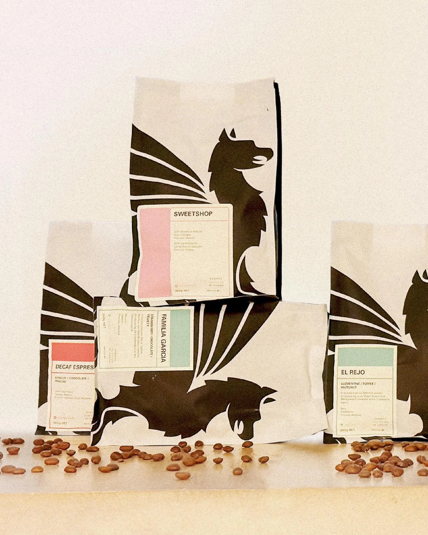 @squaremilecoffee have a coffee bean to suit everyone! Driven by curiosity, committed to excellence &amp; obsessed with flavour ☕️😍

Available across all locations to take home today! 

#filtercoffee #specialitycoffee #coffeeroastery