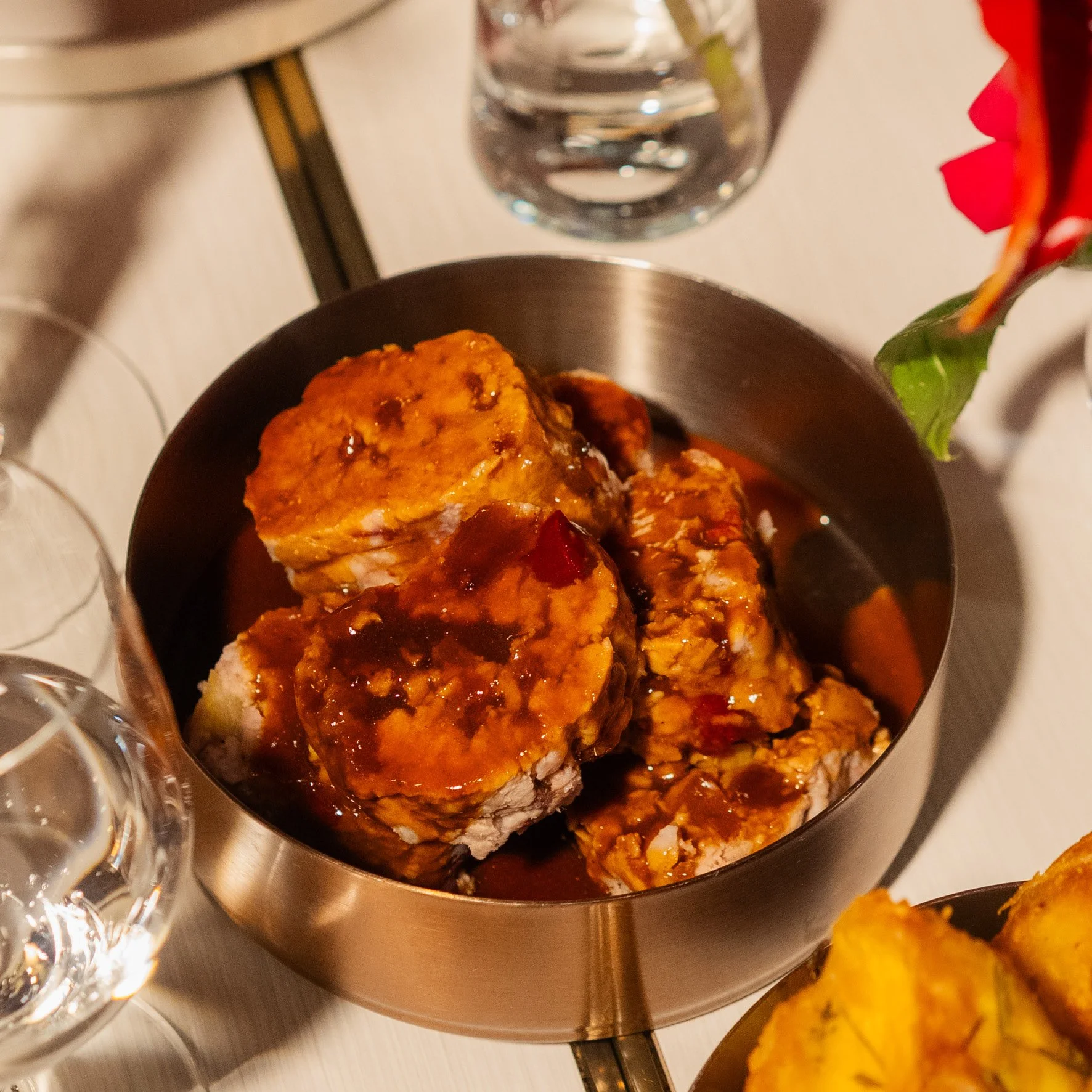 251020 MAYA CHRISTMAS5.jpg