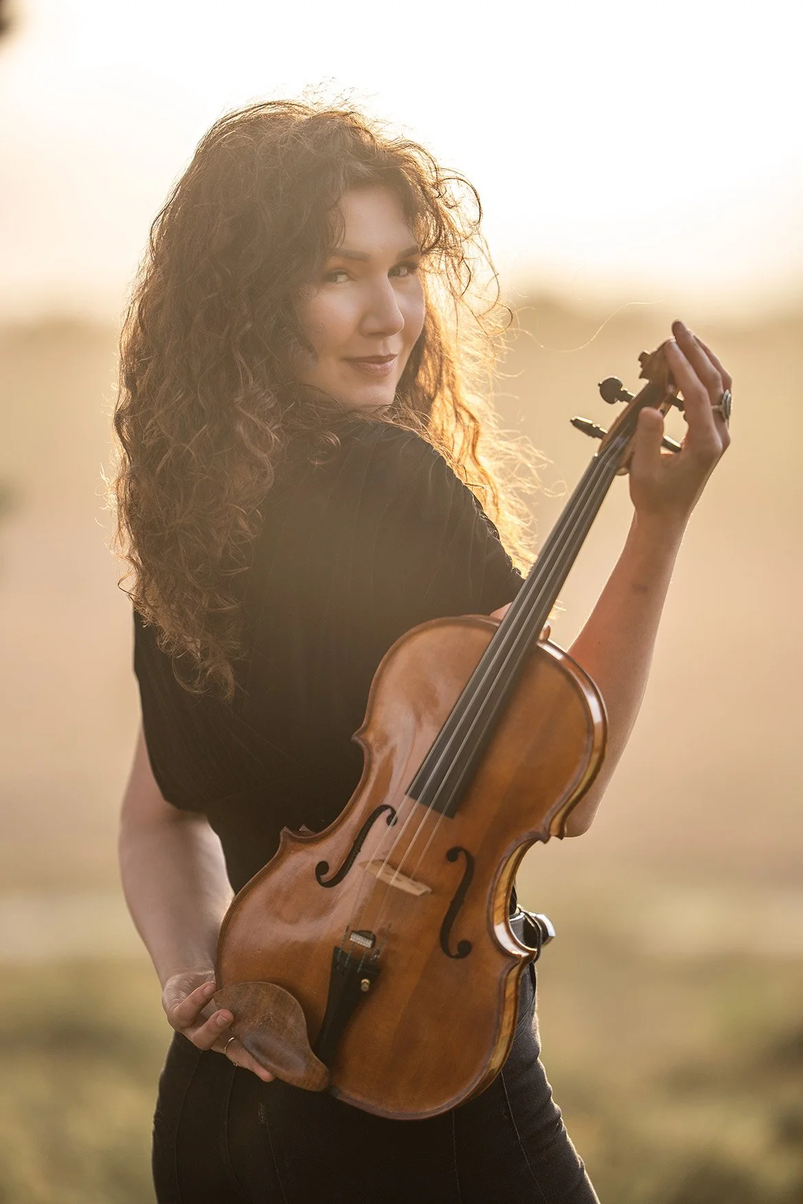 musician headshot in the new forest.jpg