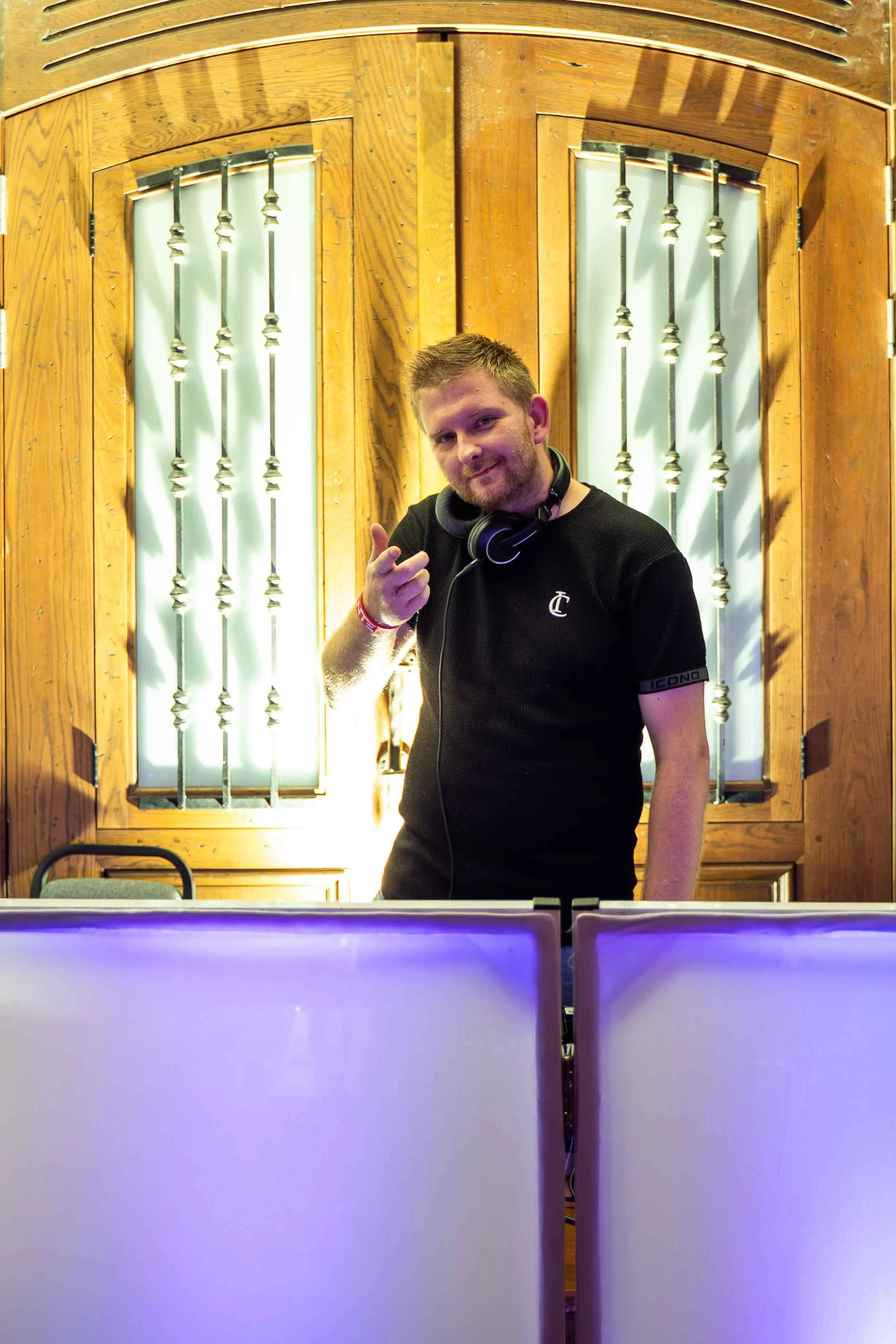 dj.jpg