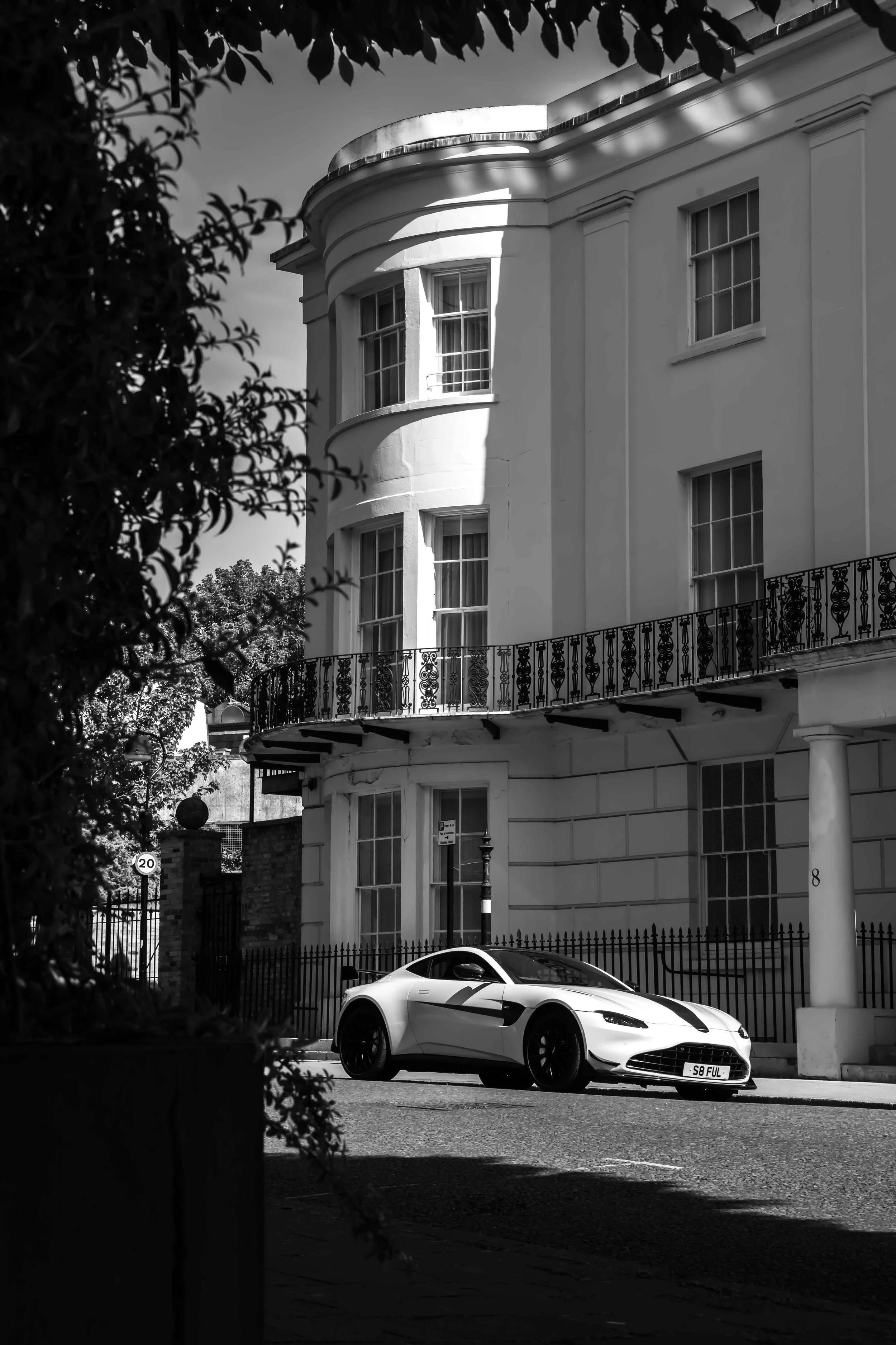Cars_with_owners_in_Hampshire_by_MBphotography_ (9).jpg