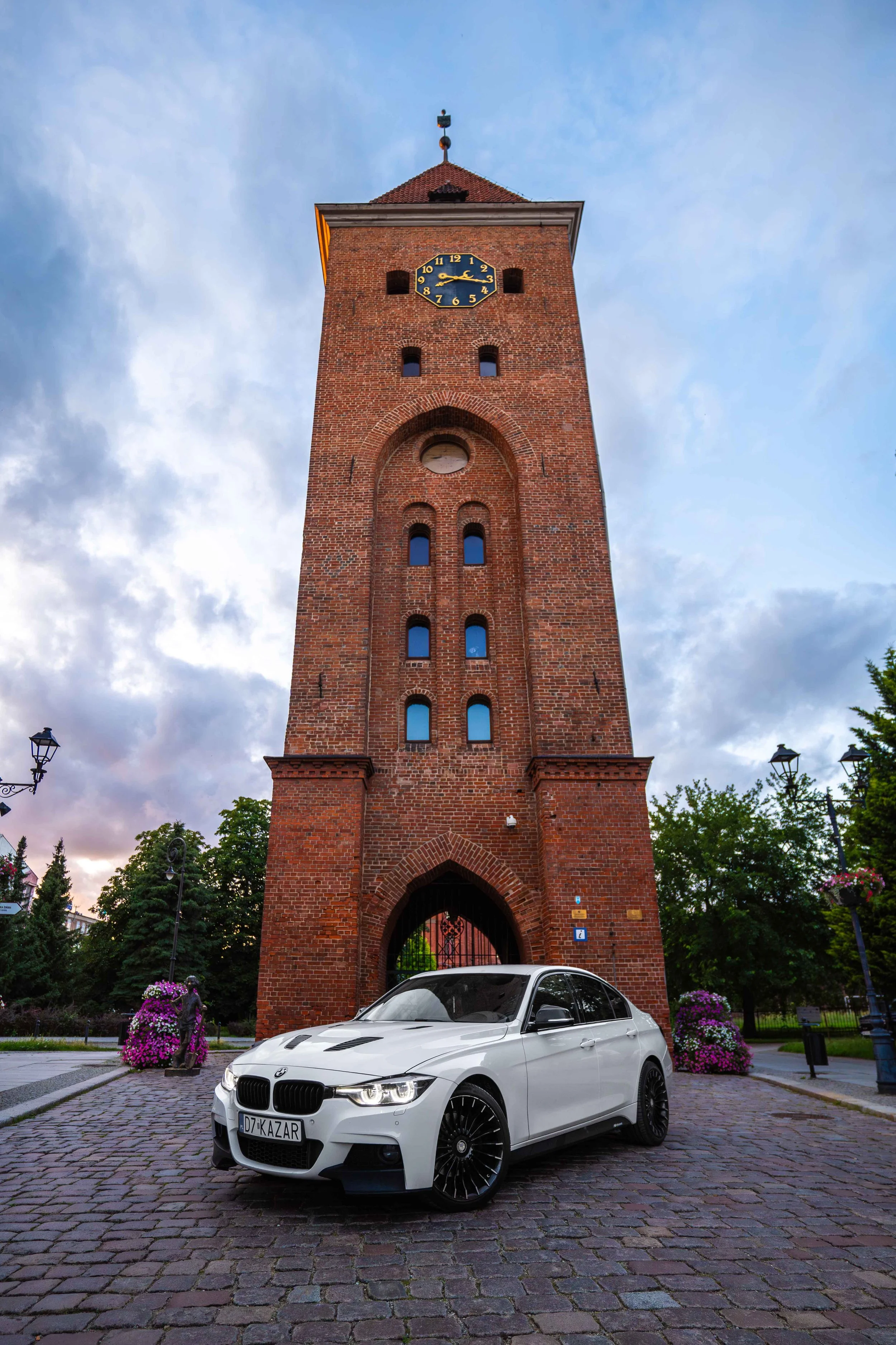 Cars_with_owners_in_Hampshire_by_MBphotography_ (18).jpg