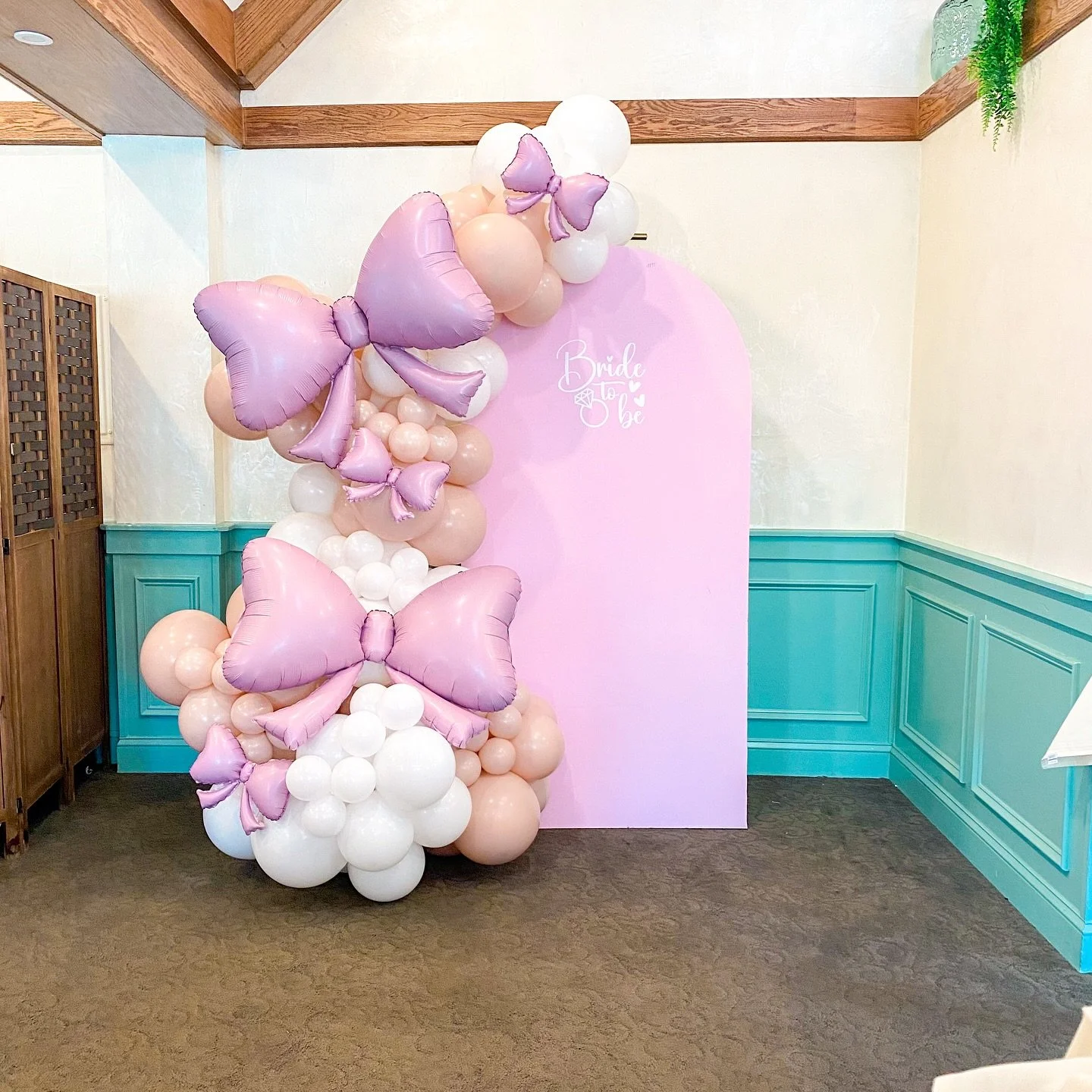 💍🎀 Gia&rsquo;s Tying the Knot🎀💍

Love is in the air... and so are the balloons! 🎈
Soft tones and that perfect pop of bridal bliss!

✨ Planning a special moment? Let us bring your vision to life - book your custom balloon install today! 
.
.
.
.
