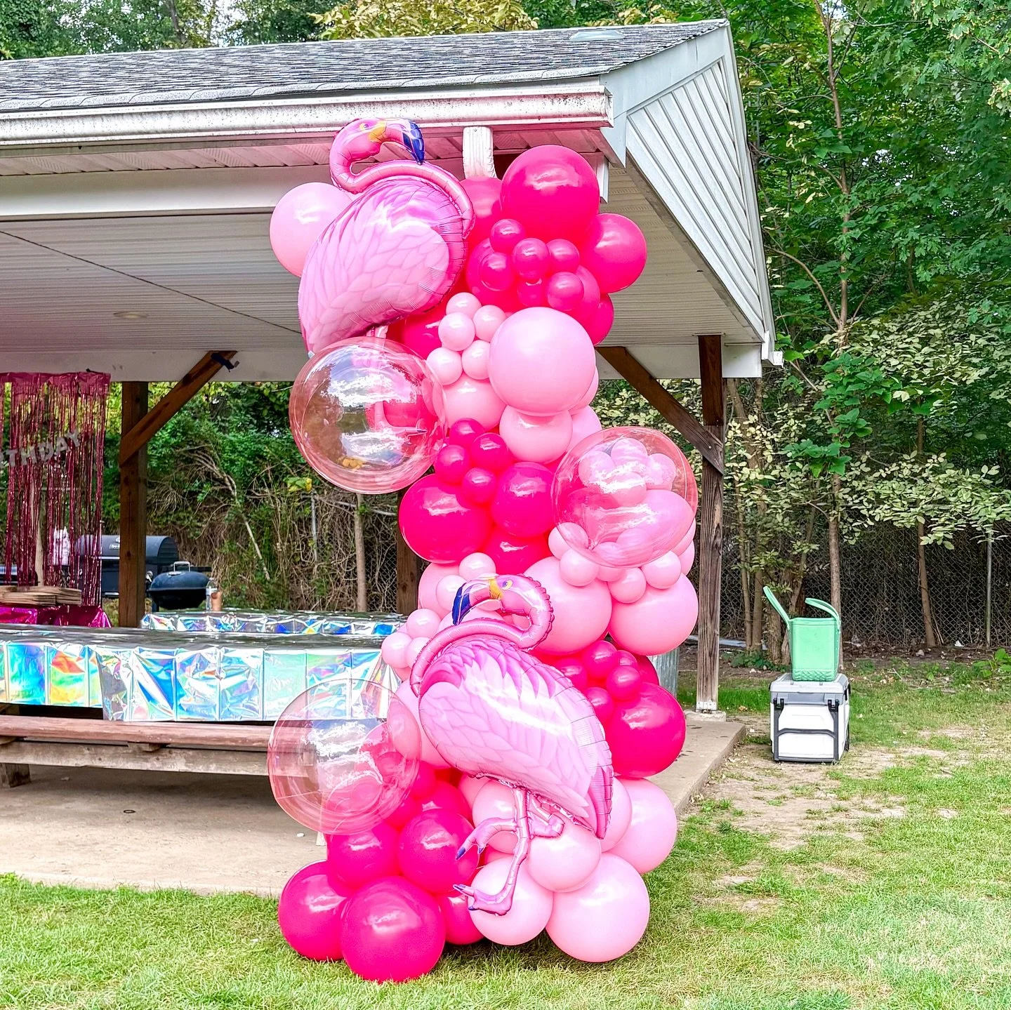 🎈💦 One last splash before fall &mdash; flamingos, floaties, and turning TWO! 🦩☀️
.
.
.
.
.
.
#poolparty #balloondecor #momsofgirls #birthdayballoons #phillyballoons #phillyevents #balloons #balloonstylist #buckscountyevents #kidsbirthday #balloond