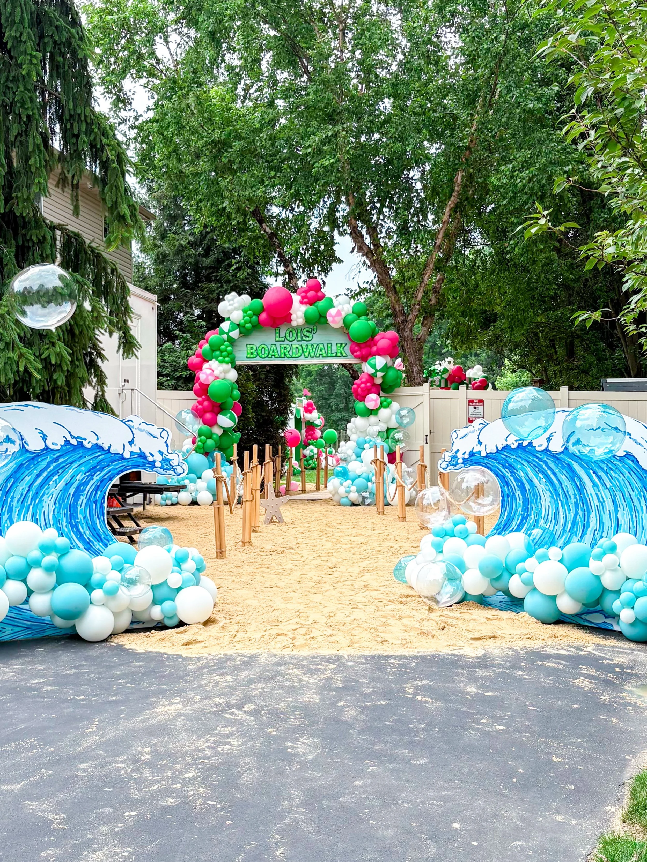 Not just an entrance. THE entrance. 🌊

The first impression? Unforgettable. The entrance? A whole moment.

From custom balloon arches to statement-making event entrances, we bring the WOW before your guests even walk in.

Planning a birthday, weddin
