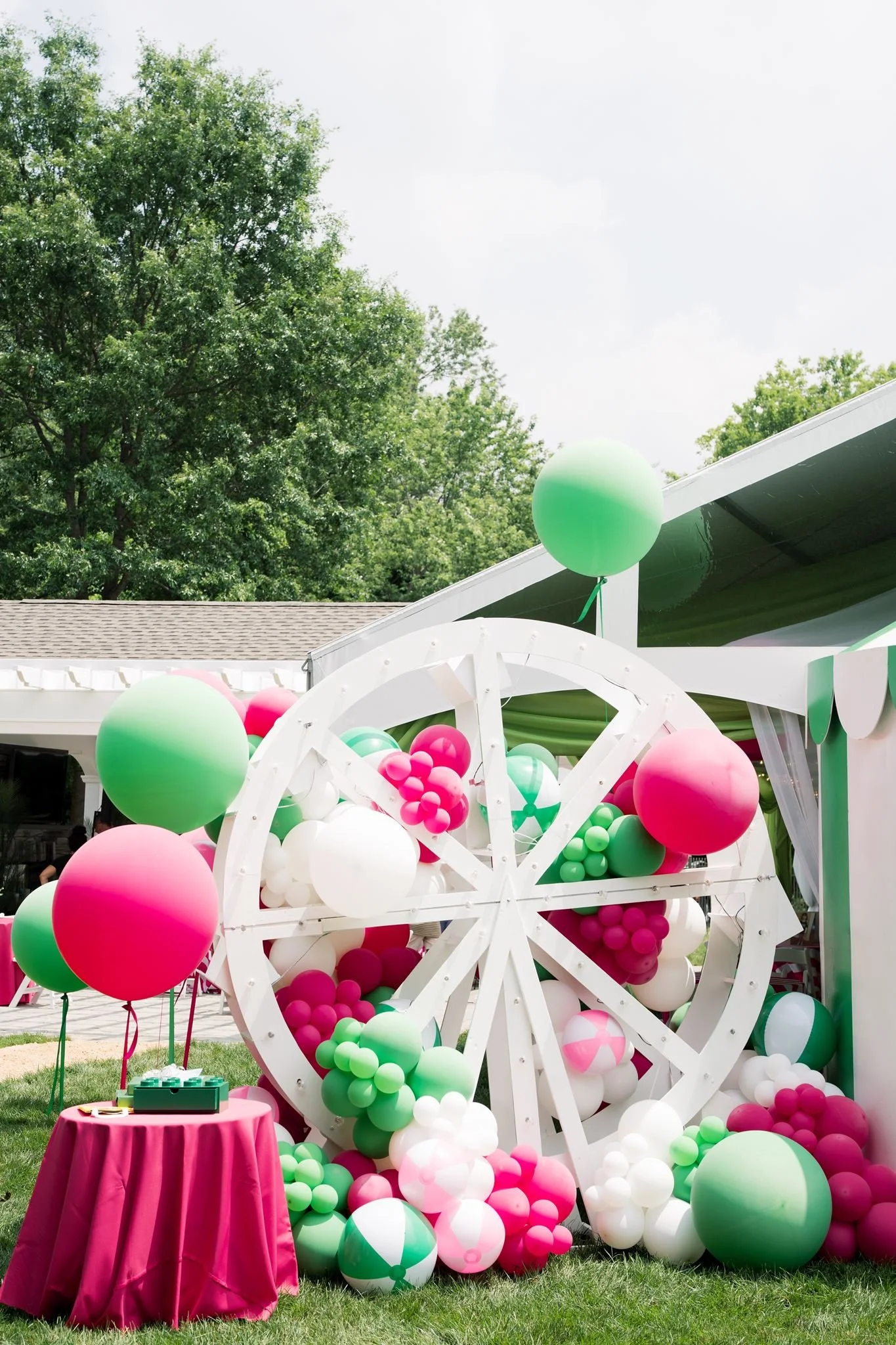 luxury_buckscounty_balloons.jpg
