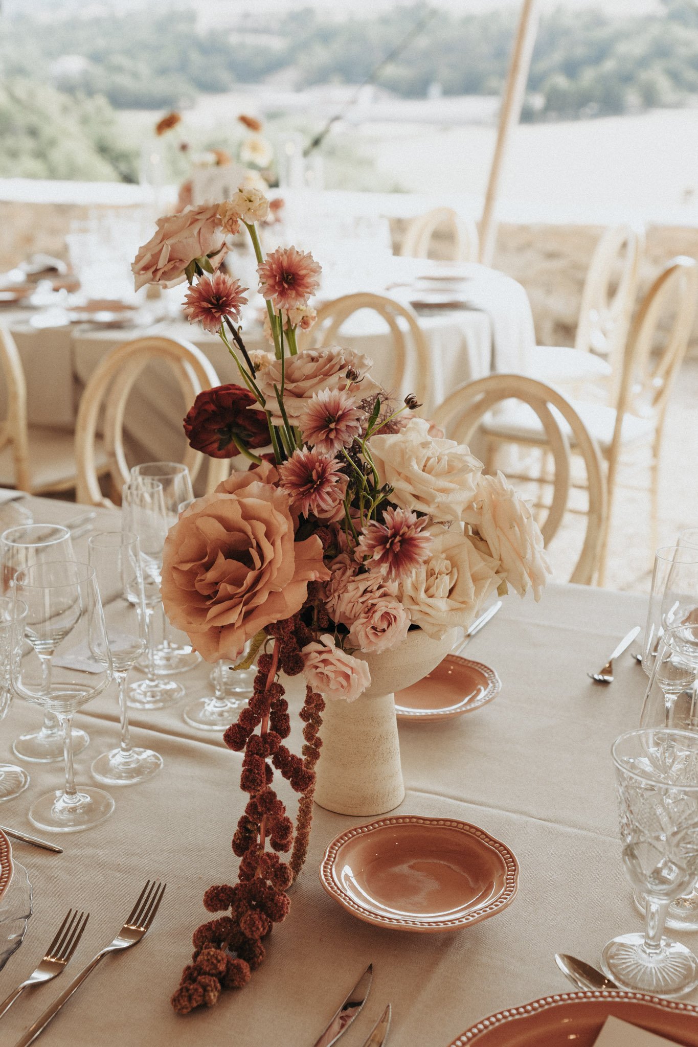 flower-table-decor-solivaret-mallorca-destination-wedding-photographer.jpg