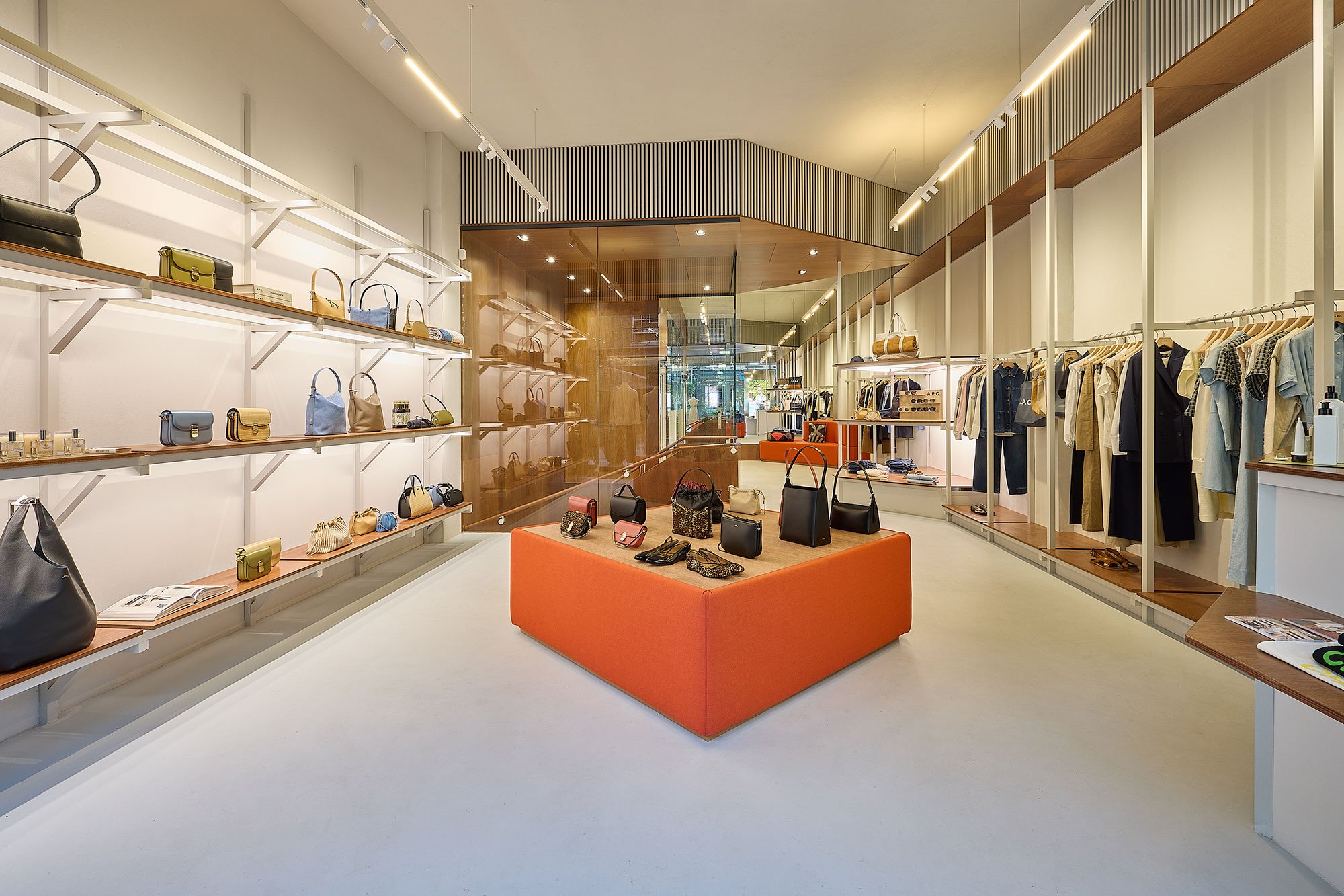 APC-Duke-Sq-02-HR.jpg