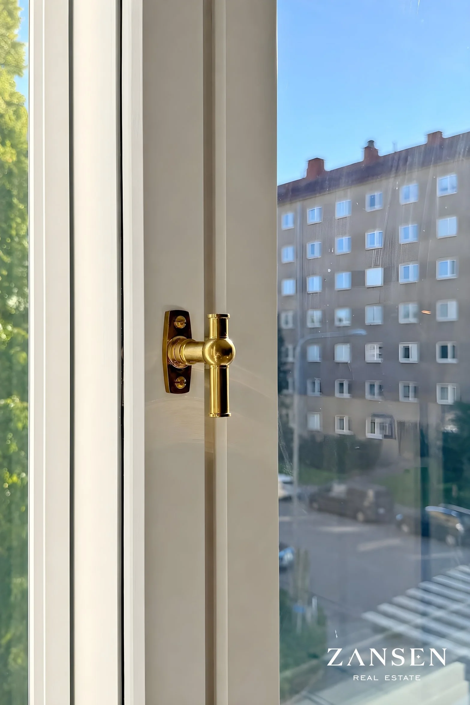 Kuusitie-5_30_zansenstudio.com.jpg