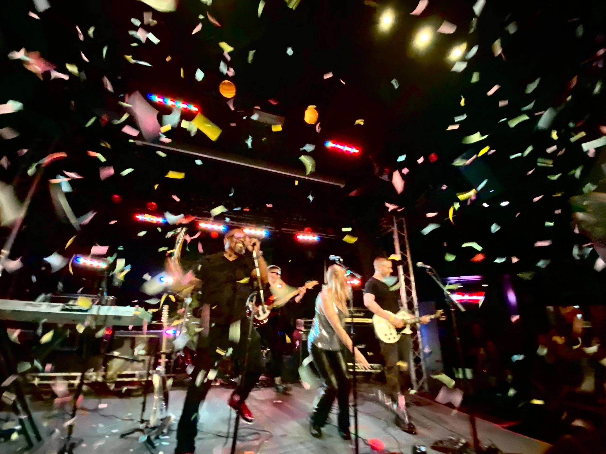 iCrossing band wins fundraiser