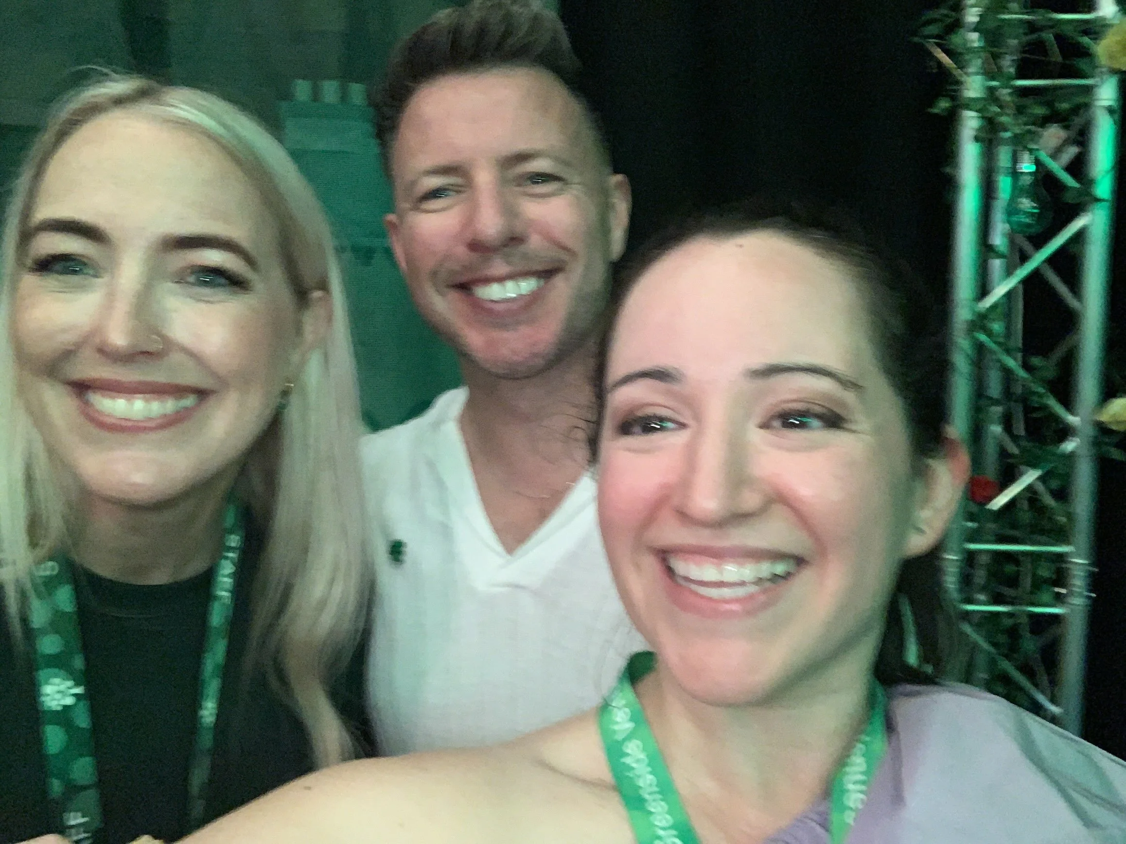 If anyone sees @johnflynn101 tell him I&rsquo;m looking for him!! 😅 (100% the suggested audio) 

Happy Press Launch Day @greensidevenues !! 💚💚💚

1. Darren and Tara, two of the greenside team guardian angels! 💚

2. My new best friend, @megsi_lee 