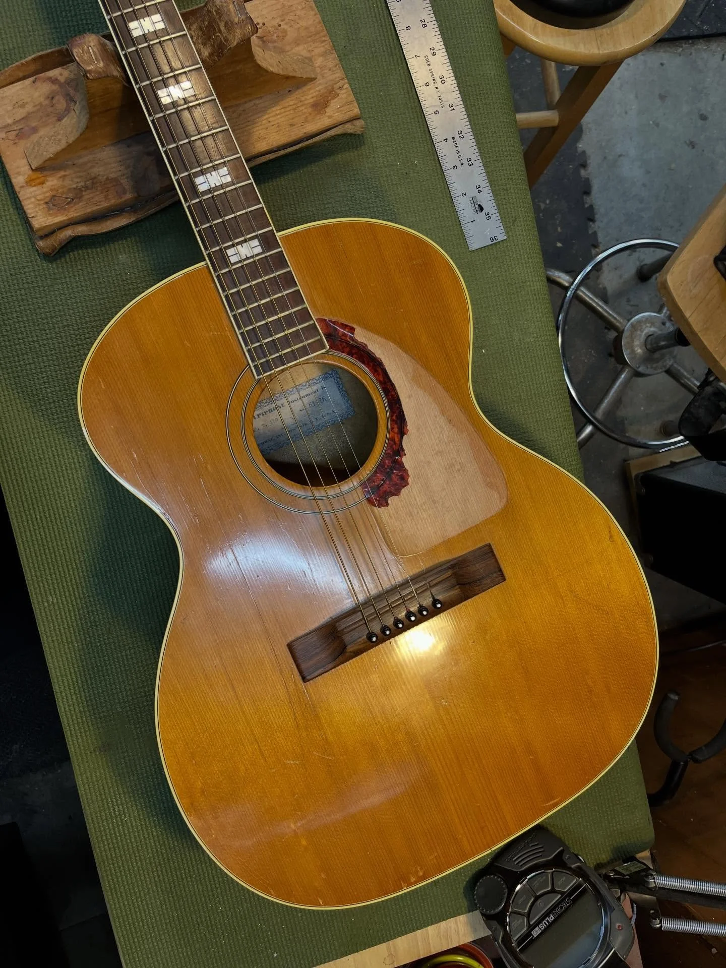 Rare bird: Mid 50s NYC made Epiphone FT 110.