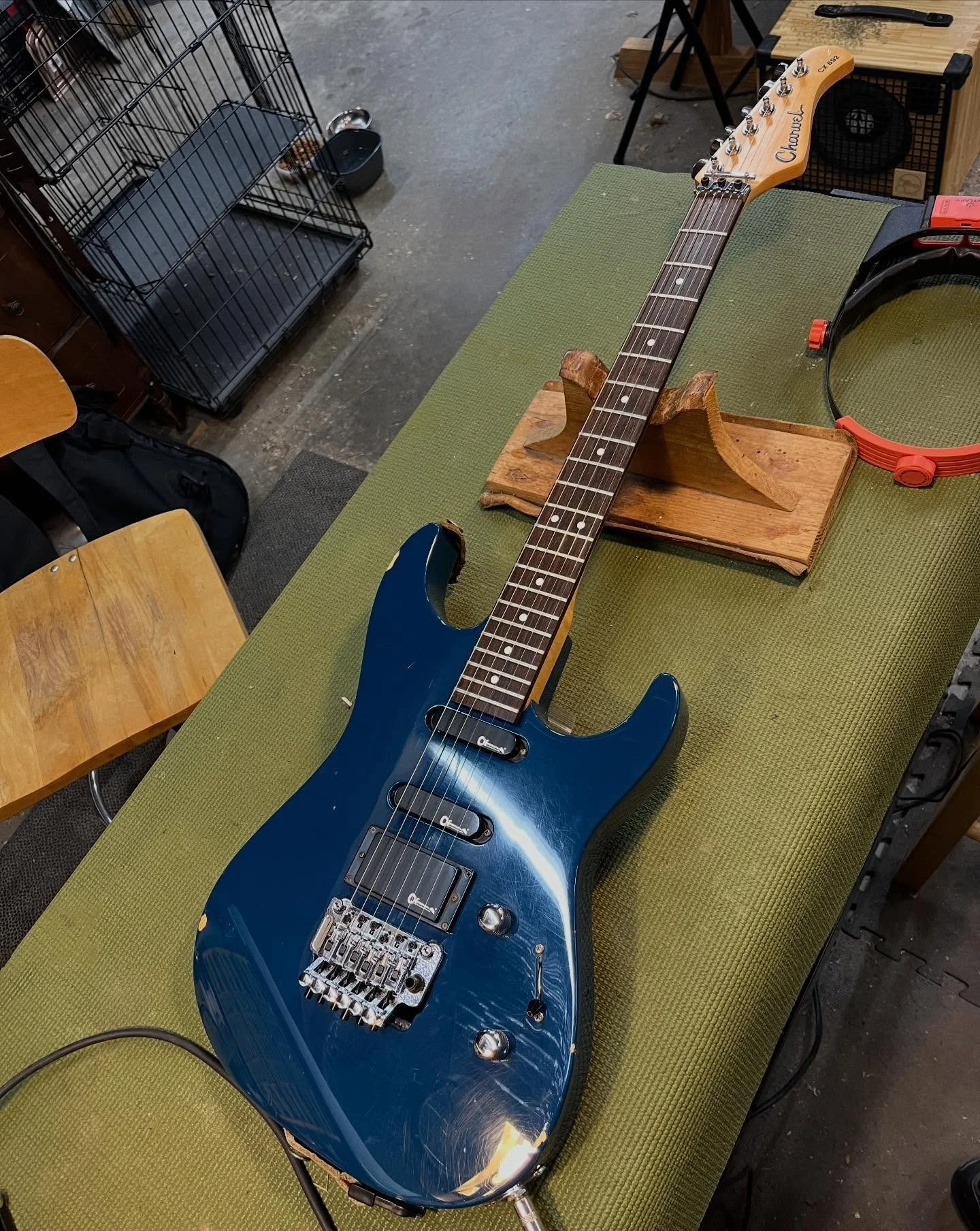 Heading home today. This one sat in a closet unused due to a broken bridge. Now it has a big boy Floyd Rose and is ready to shred once more. #charvel #90sguitar #floydrose