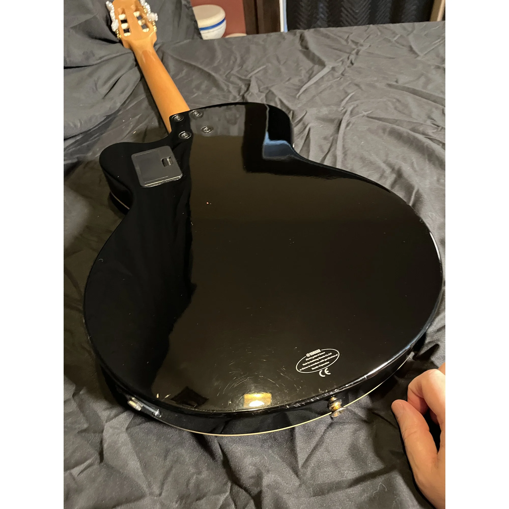Yamaha-AEX-500N-Black3.jpg