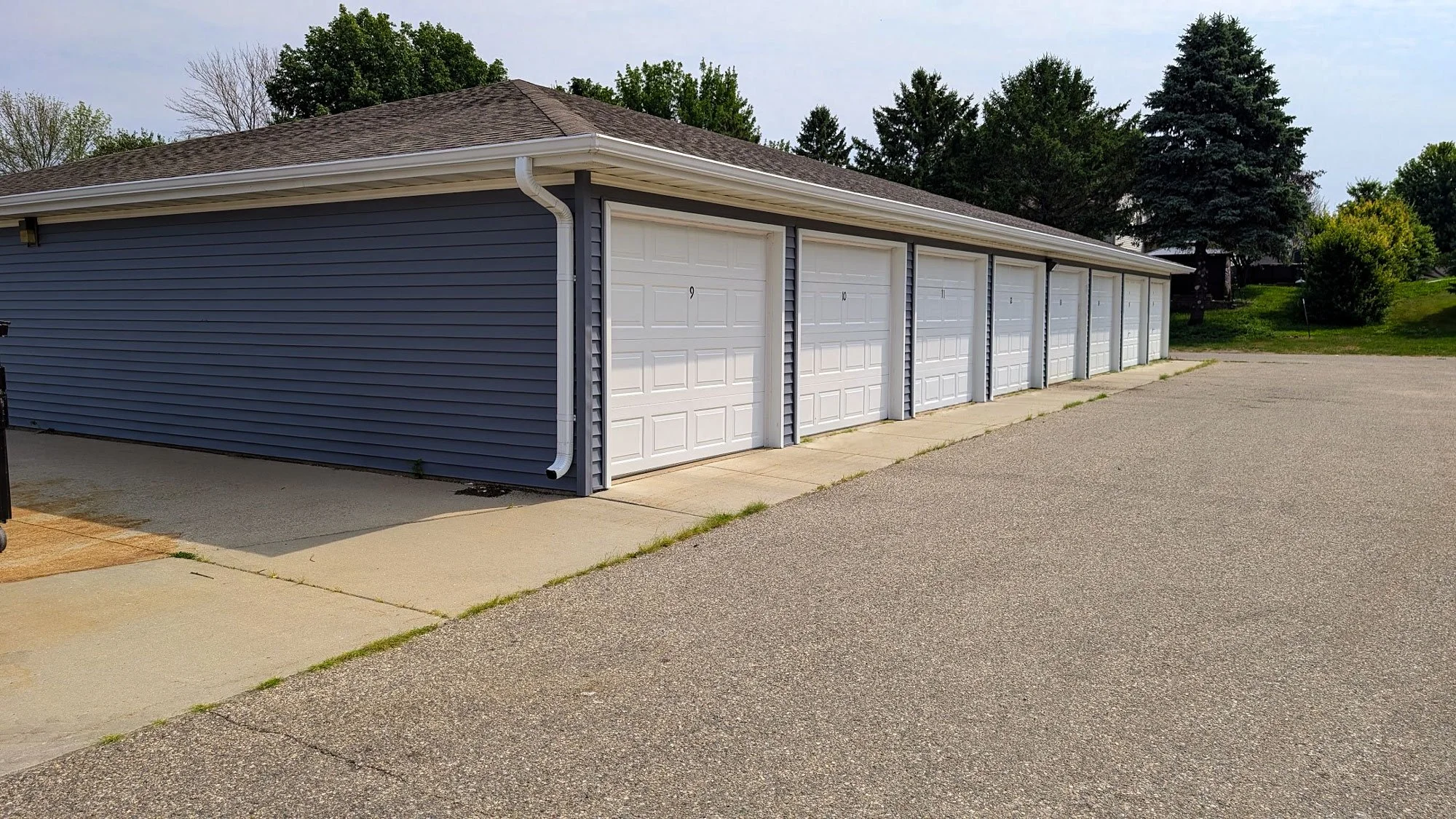 janesville-garage.jpg
