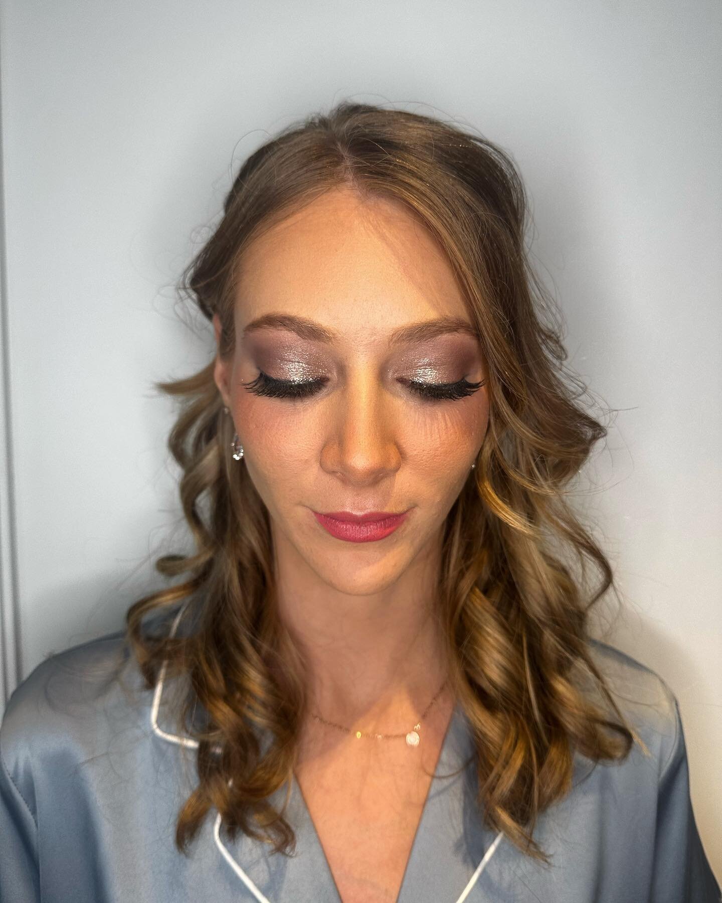 Happy Sunday!!
.
.
.
.
.

#mua #makeup #makeupartist #floridamua #georgiamua #tennesseemua #nashvillemua #jacksonvillemua #weddingmua #weddingmakeup #weddingvendor #bridalmakeup #bridalmakeupartist #fentybeauty #elf #maybelline #tarte #toofaced #nyxc