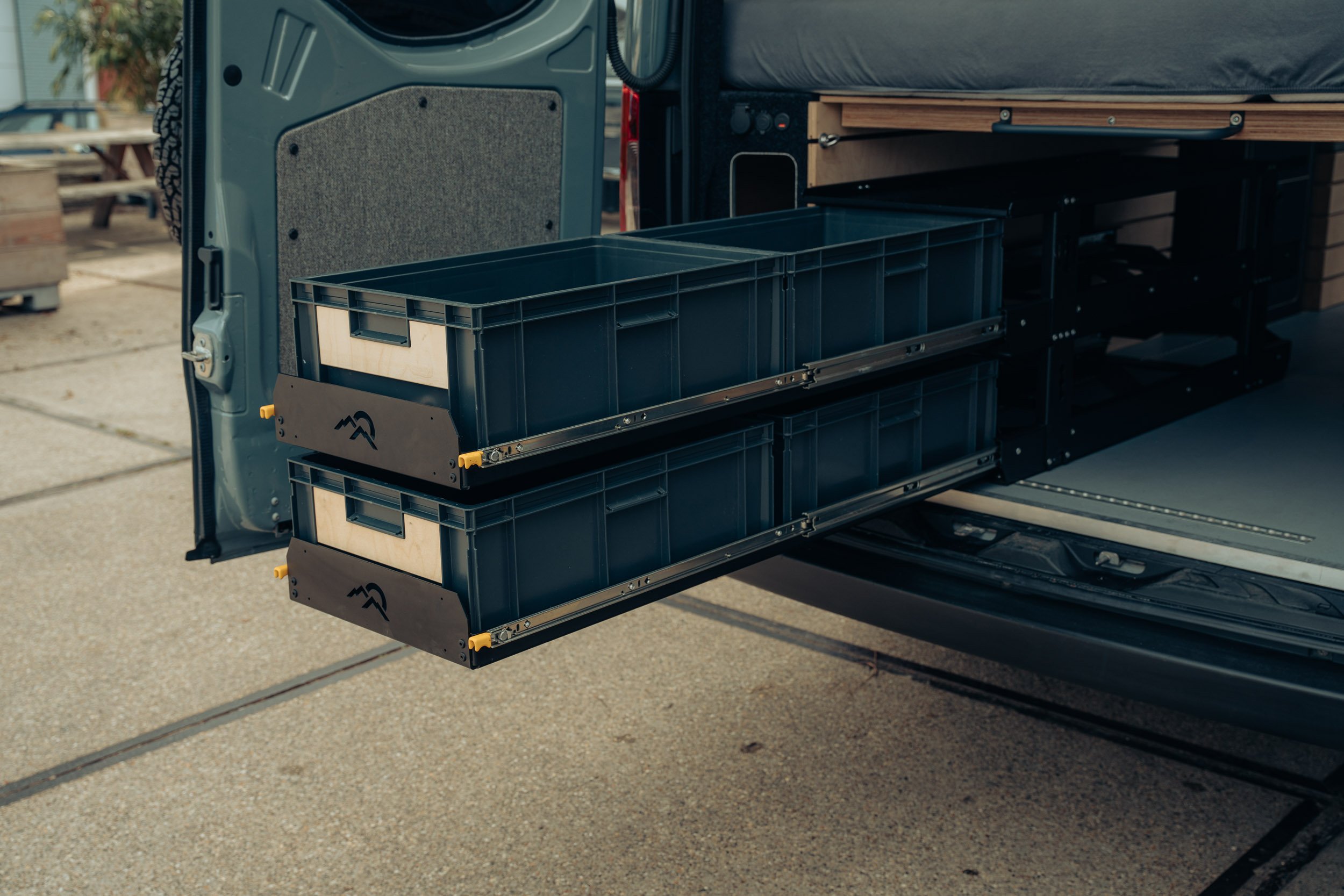 Overland Campers Sprinter (23Q309)-19.jpg