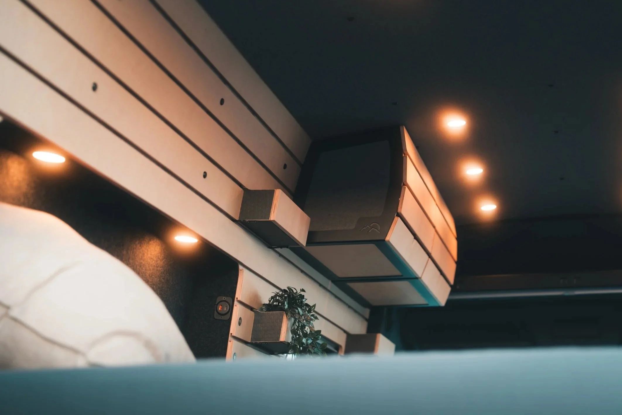 camping-car terrestre de l'intérieur