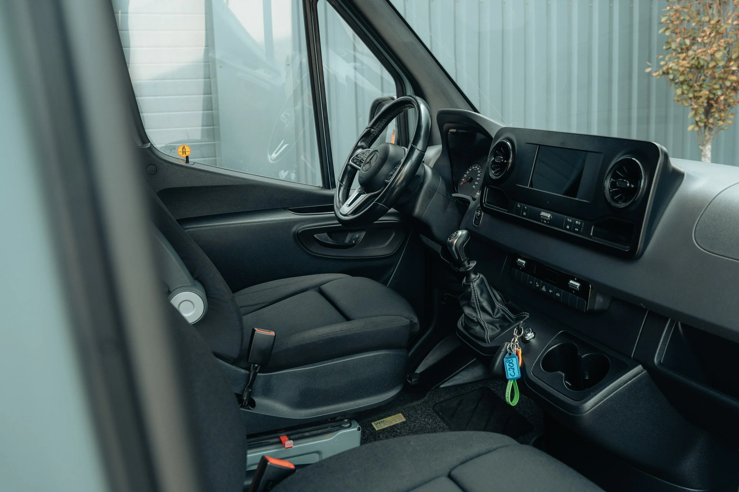 Overland Campers Sprinter (23Q309)-23.jpg