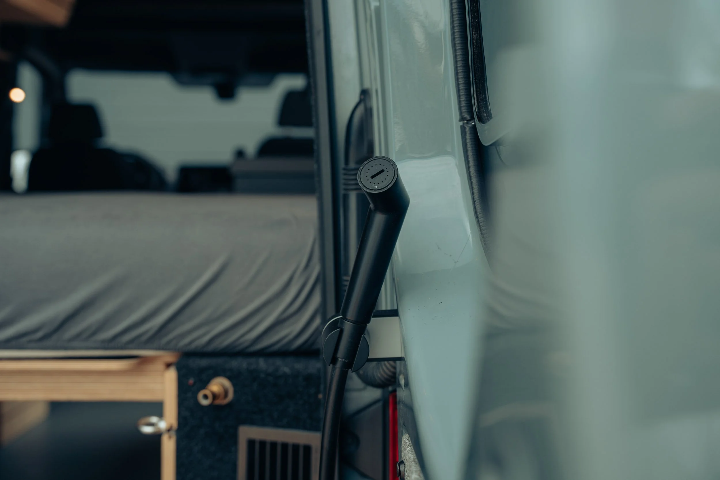 Overland Campers Sprinter (23Q309)-22.jpg