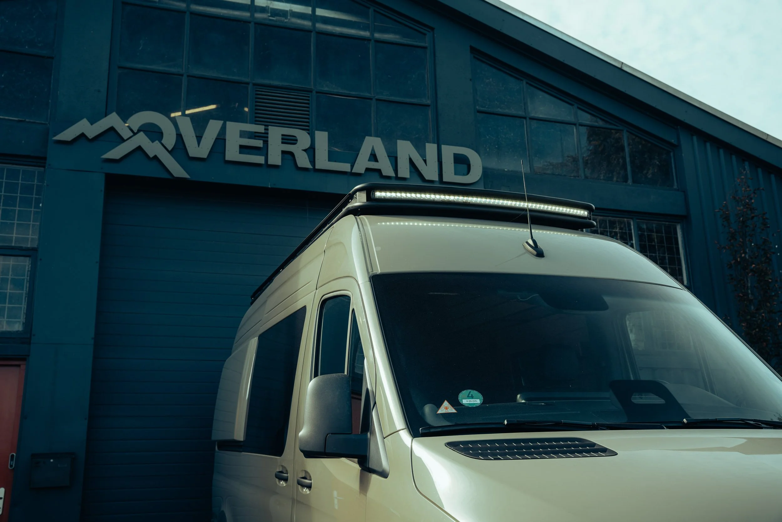 Overland Campers Sprinter (24Q433)-19.jpg