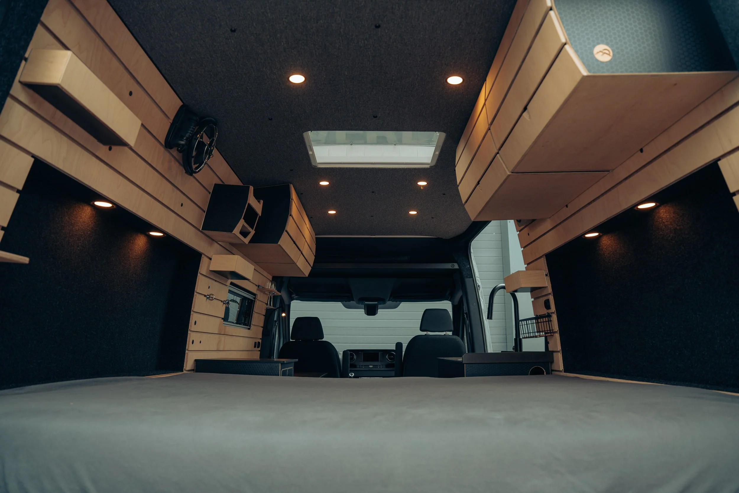 Overland Campers Sprinter (23Q309)-15.jpg