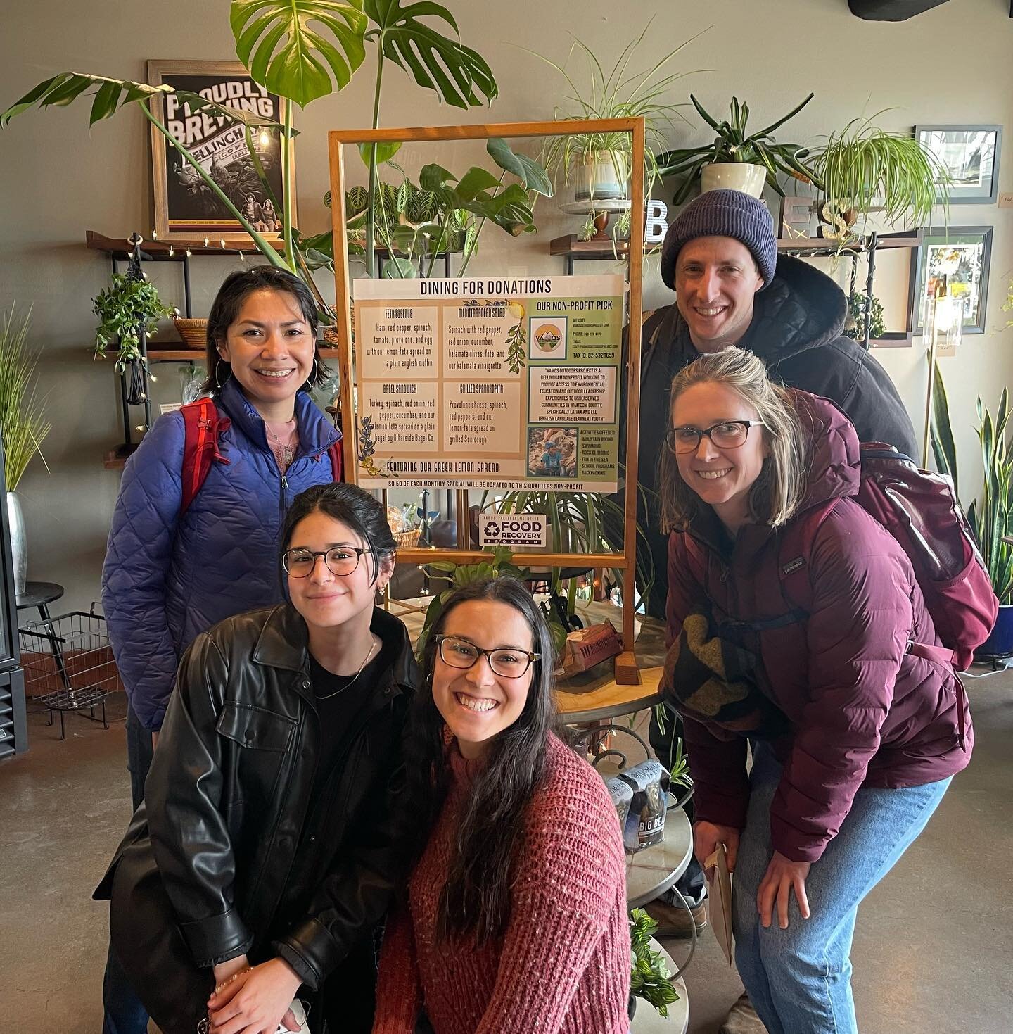 Dining for donations at @avenuebread! 🥯🥗🍳
We were selected as the beneficiary of Avenue Bread&rsquo;s quarterly fundraiser. $0.50 off every special sold goes to Vamos!! 
We had our leadership team meeting and lunch at the Fairhaven location today,