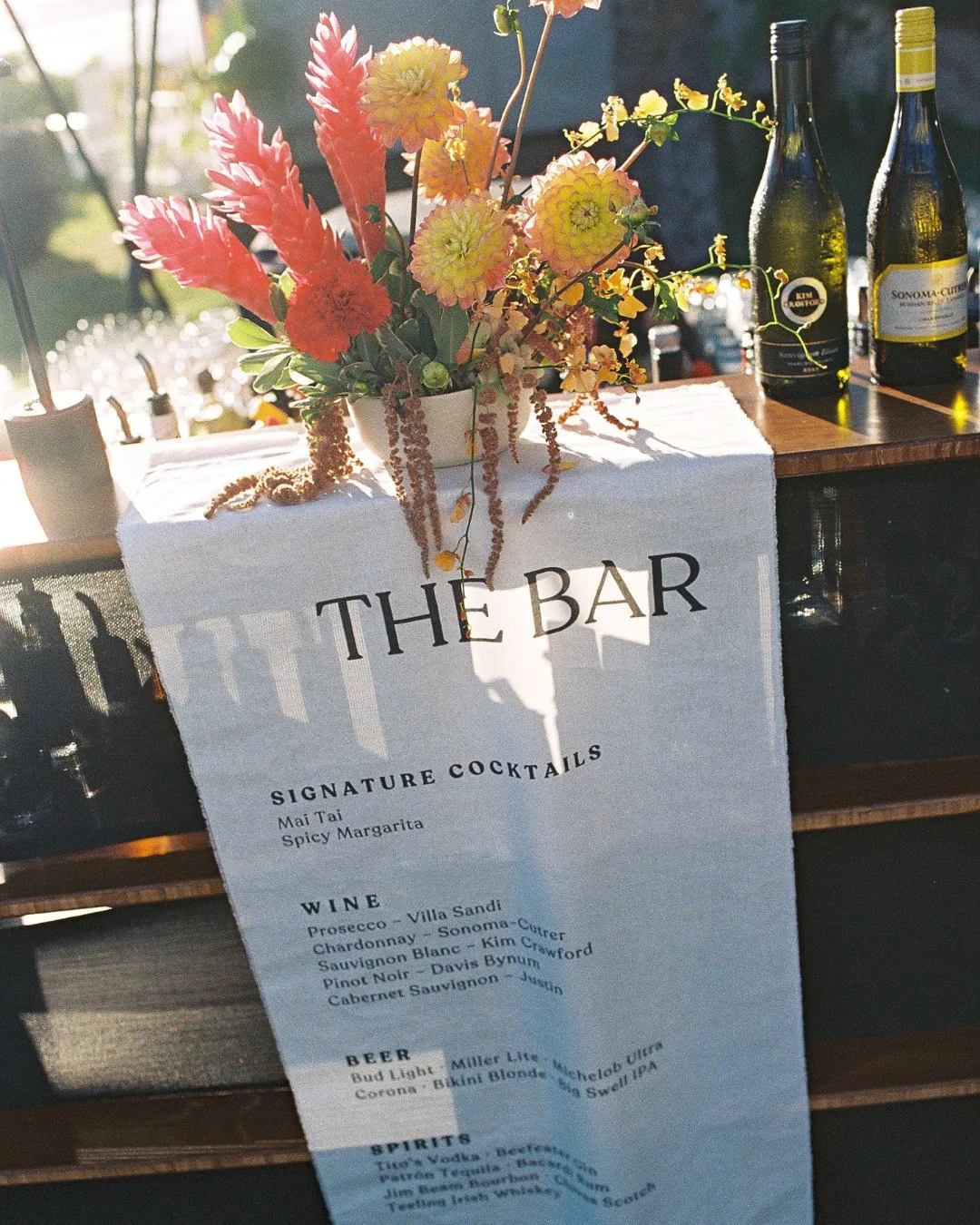 A moment for the flowers from Emily and Brandon&rsquo;s wedding.⁠
Rich, romantic blooms that brought the whole day to life. 🌺✨ ⁠
⁠
Planning + Design: @opihilove⁠
Photography: @dmitriandsandra⁠
Videography: @drewwilliamsweddings⁠
Content Creator: @ma