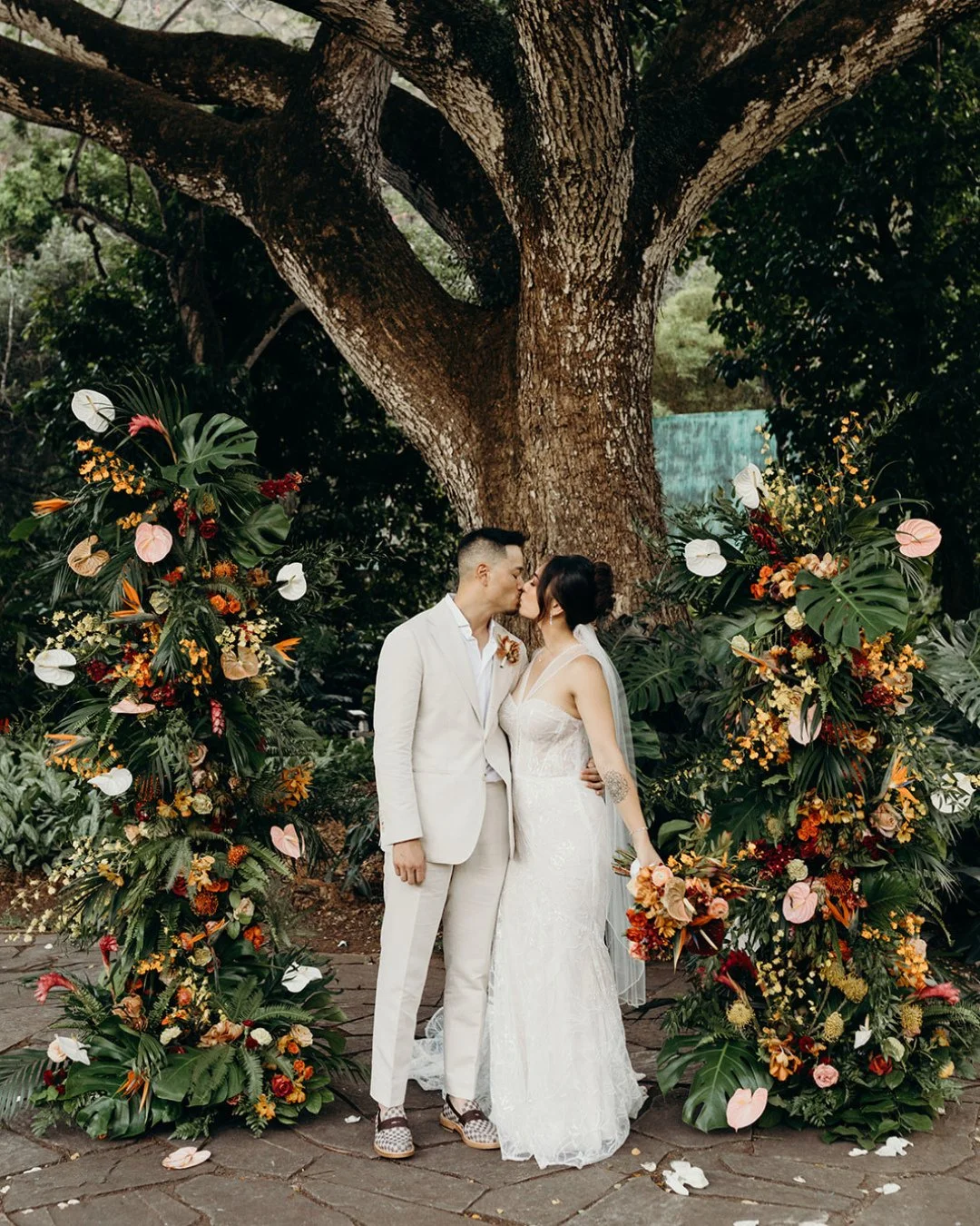 Already dreaming of 2026 💍✨ Can&rsquo;t wait to see all the love stories we get to bring to life!⁠
⁠
Planning @opihilove⁠
Photography @keanibakula⁠