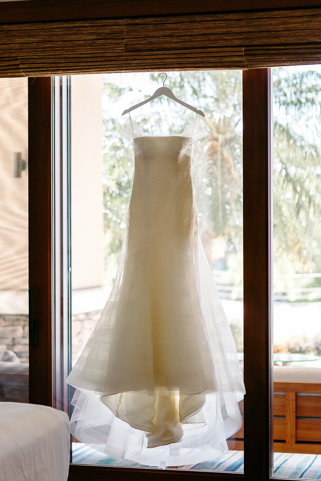 ANDIE_KENNY_MERRIMANS_WEDDING_MAUI_AMY_JAYNE_PHOTO-2.jpg