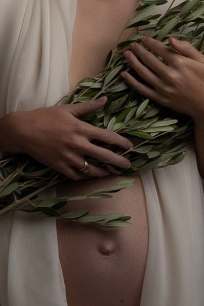 best-maternity-photographer-in-austin-texas.jpg
