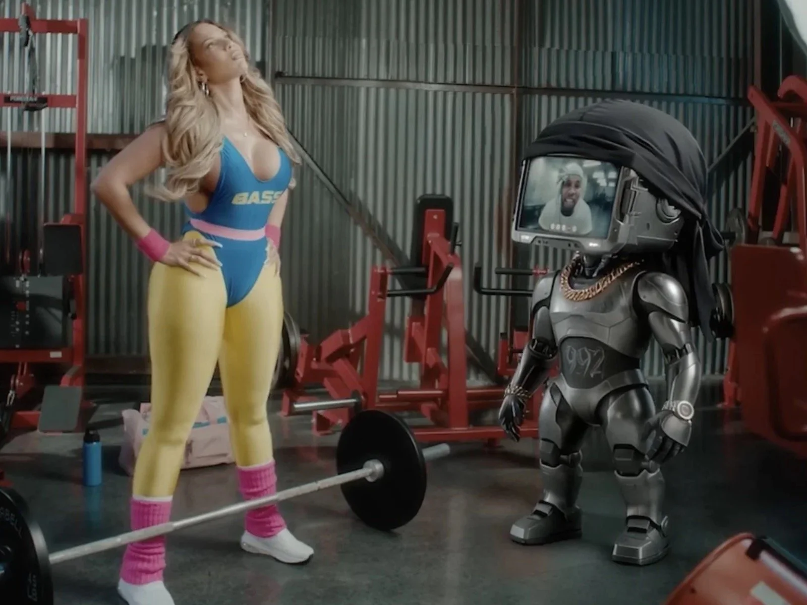 Tory Lanez: The genius is back-back with Amirah Dyme and insane marketing for ‘SLUTTY BASS’