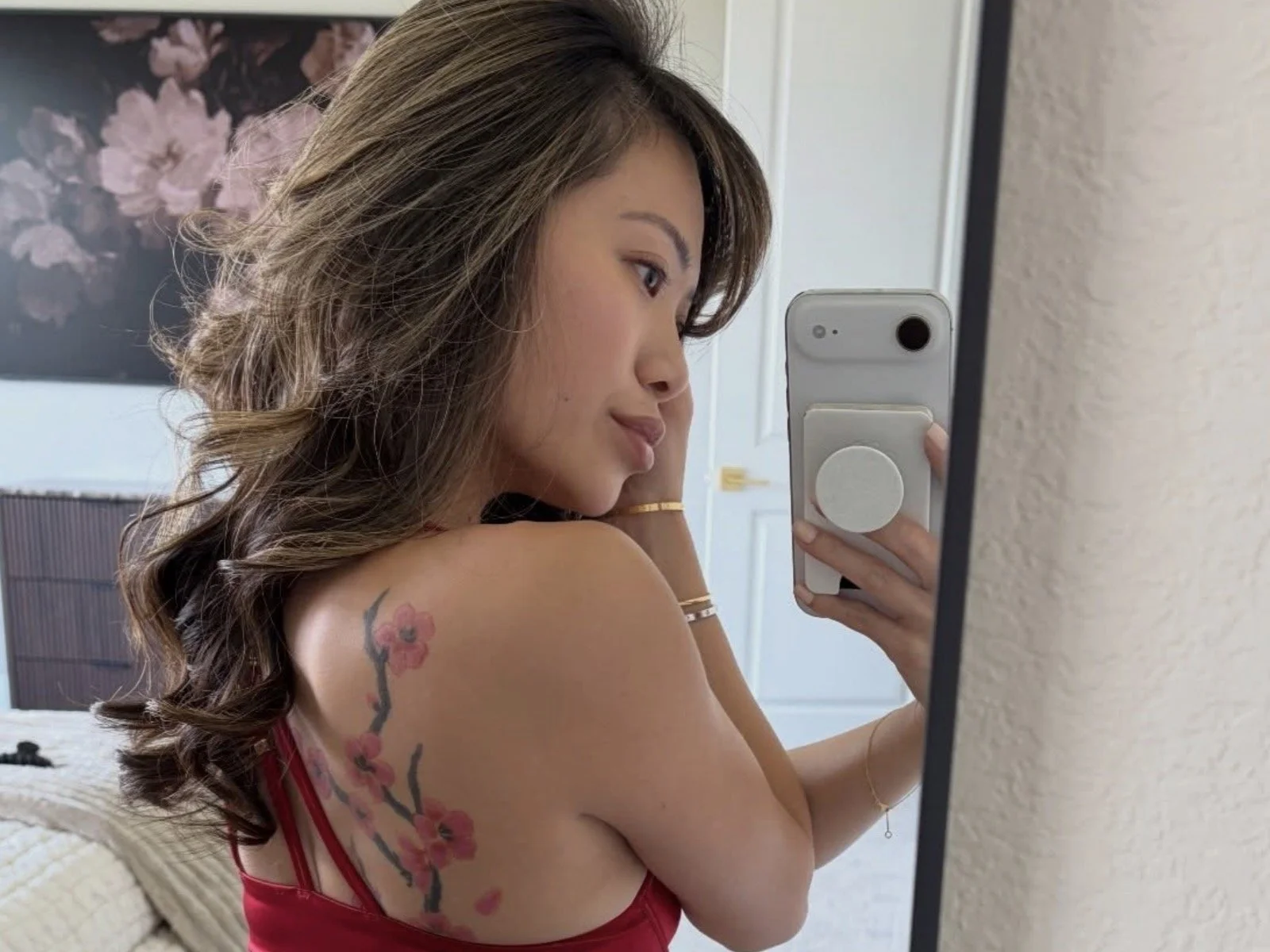 Vina Sky: The glowing baddie has the most steamy lingerie teases - ever