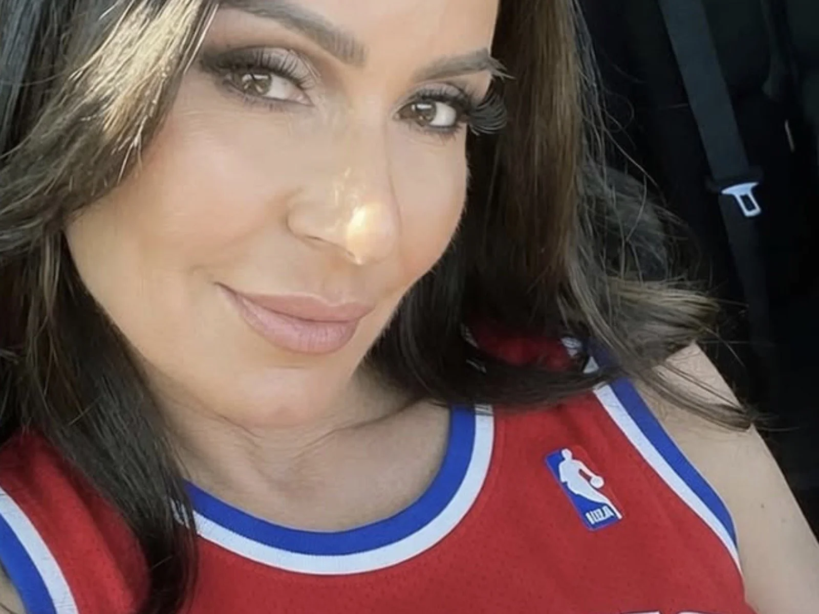 Kendra Lust: It’s all about the Detroit Pistons support right here