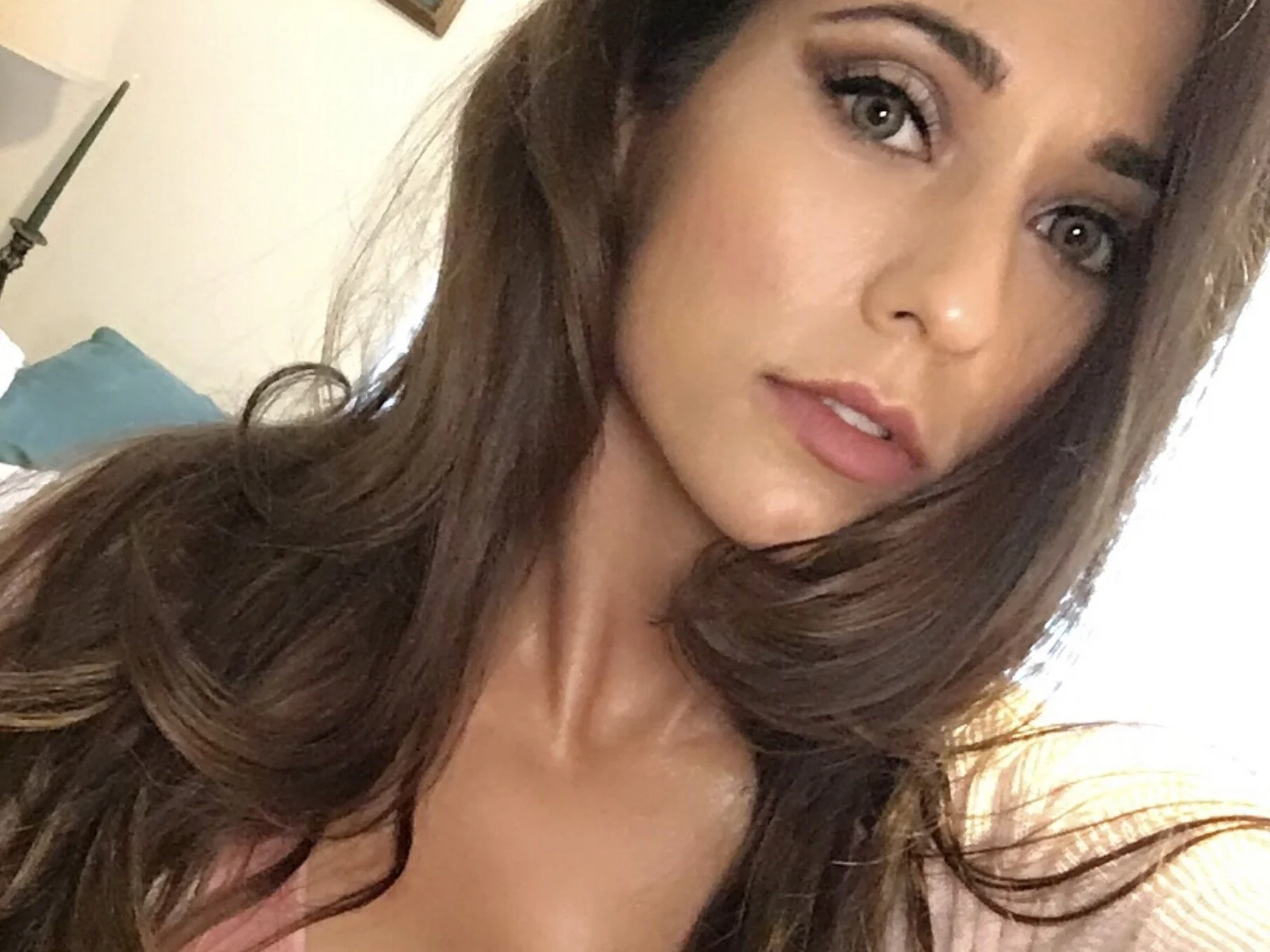 Reena Sky: I’m drooling over my forever crush’s random selfies