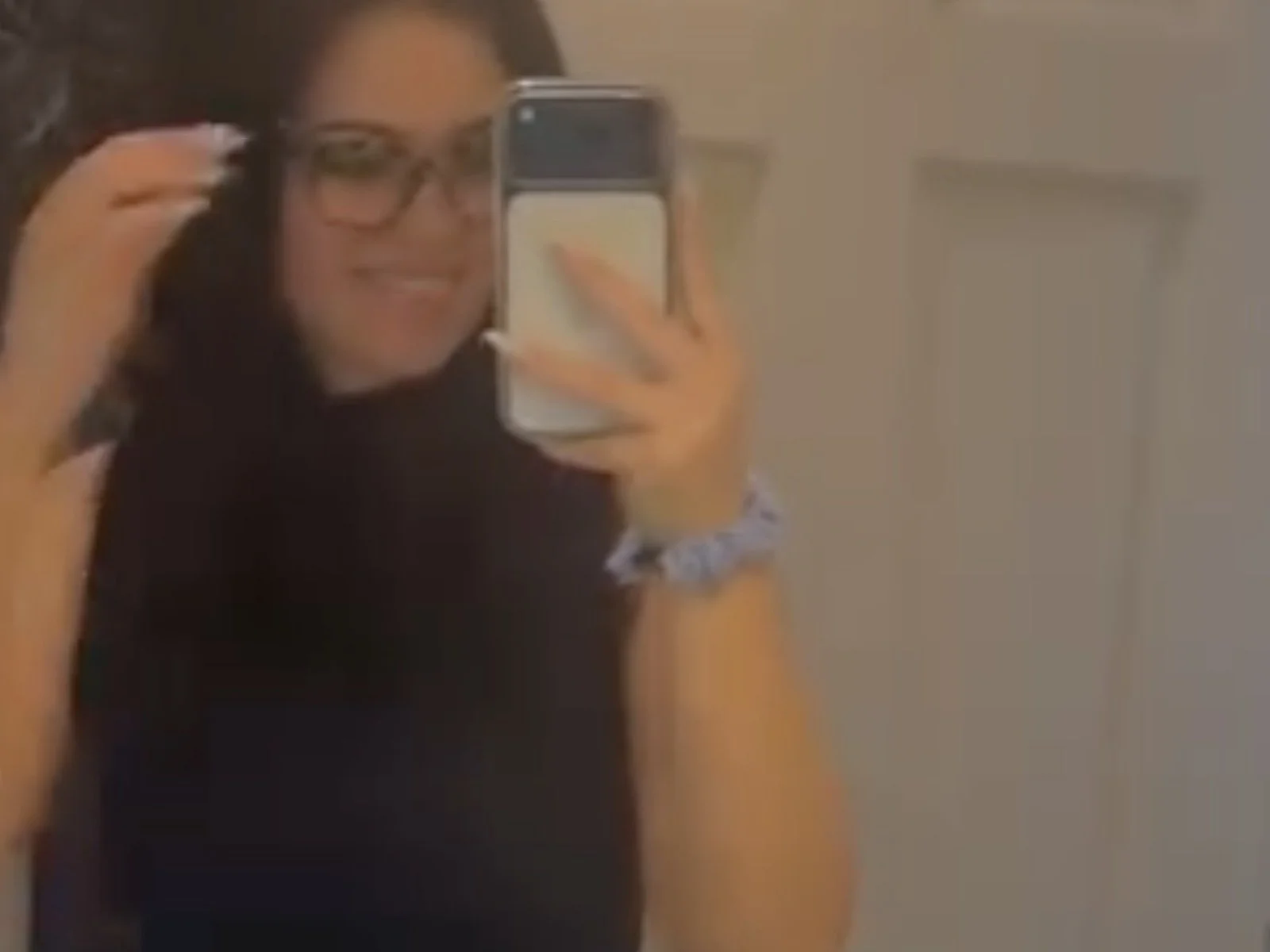 Ellie Nova: My crush is back like she really never left