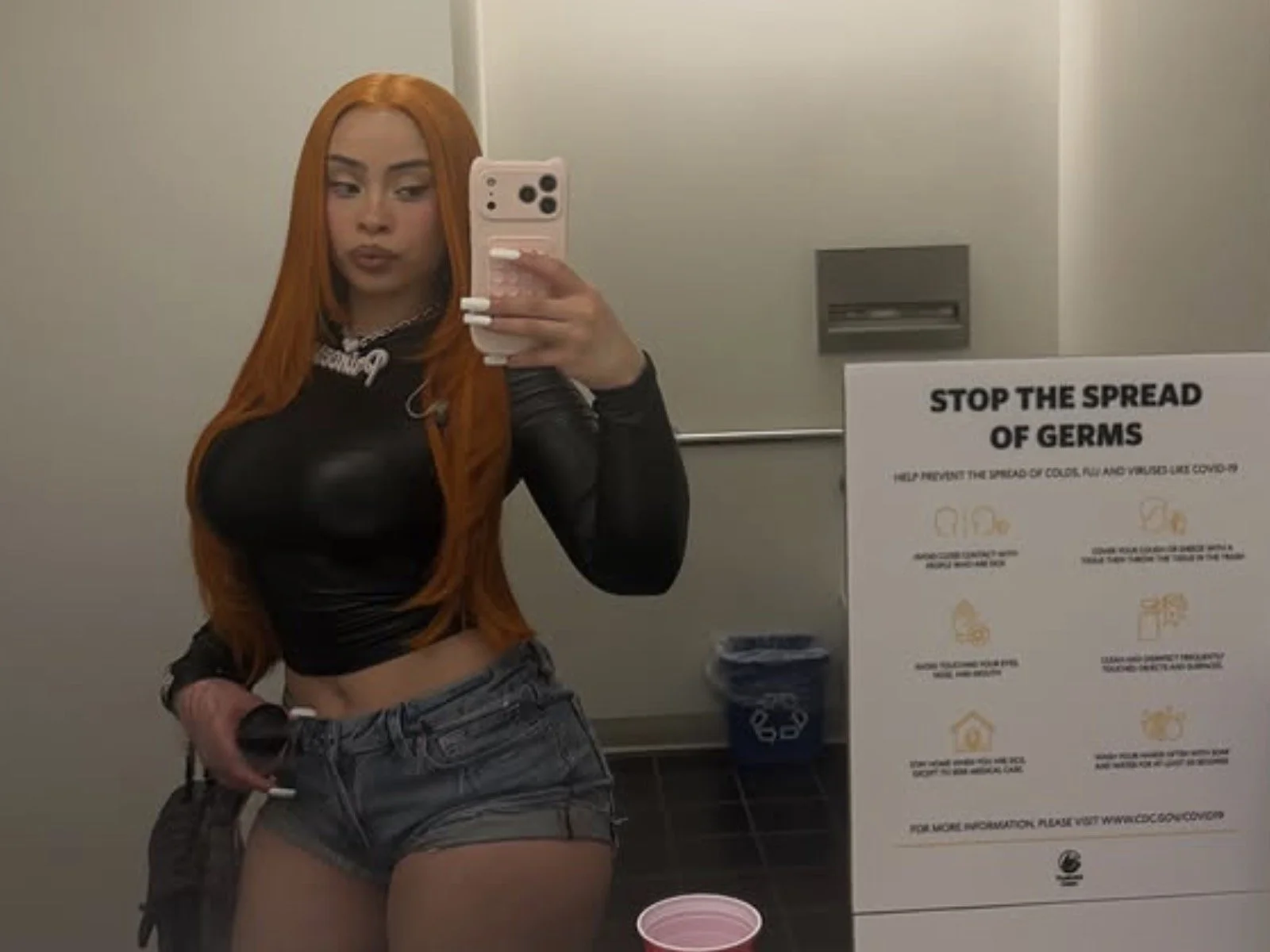 Ice Spice: These new and random snapshots of my rap baddie crush demand NEWS attention