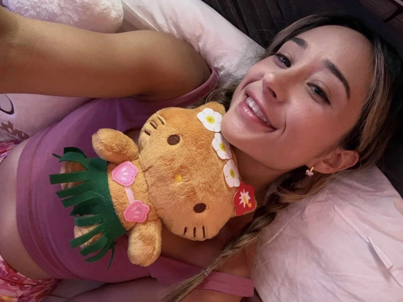 Isabella Nice: I am geeking out over the super baddie bedroom teasing