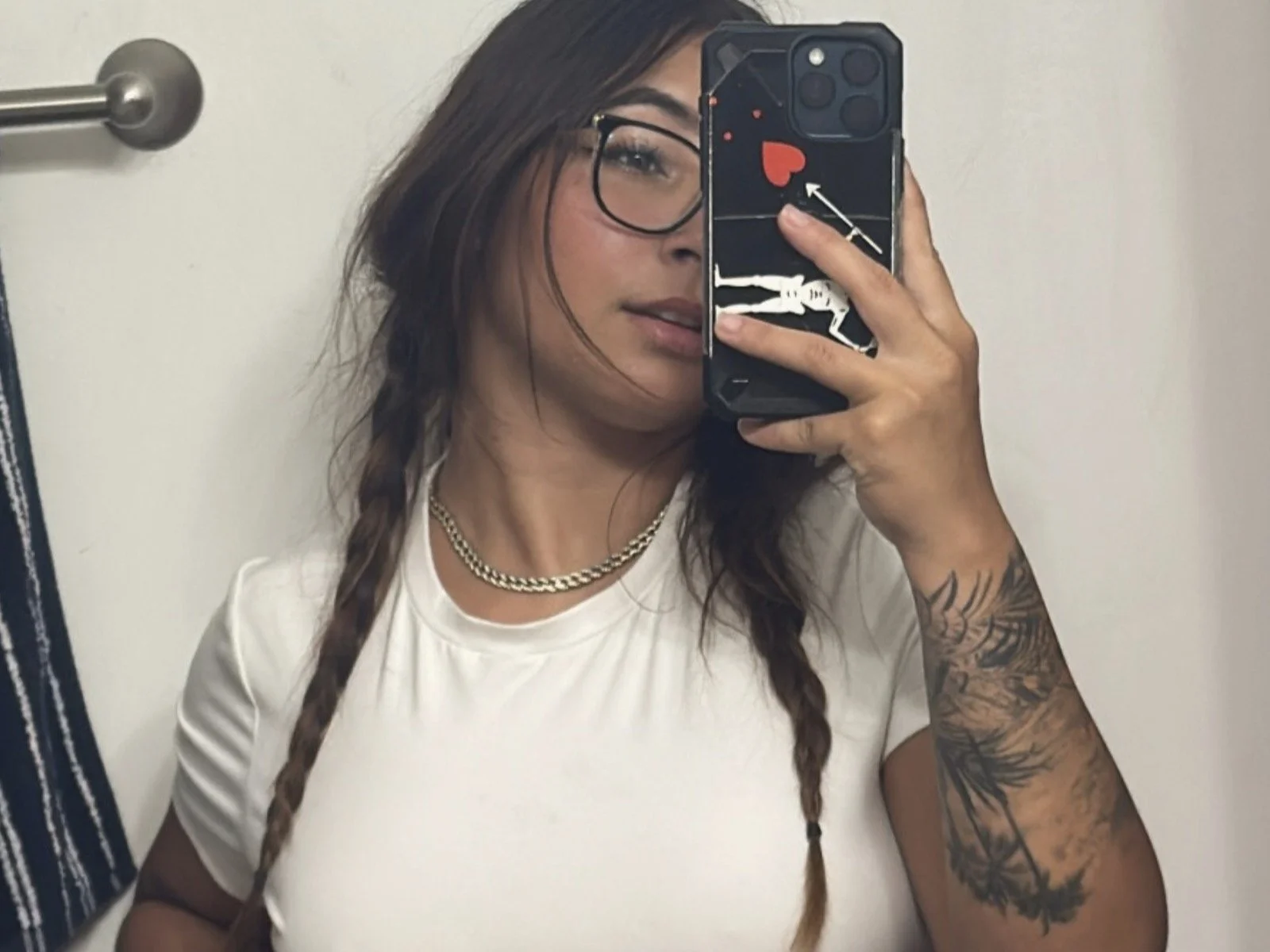 Ana Khalifa: The super baddie is sizzling up your Woman Crush Wednesday