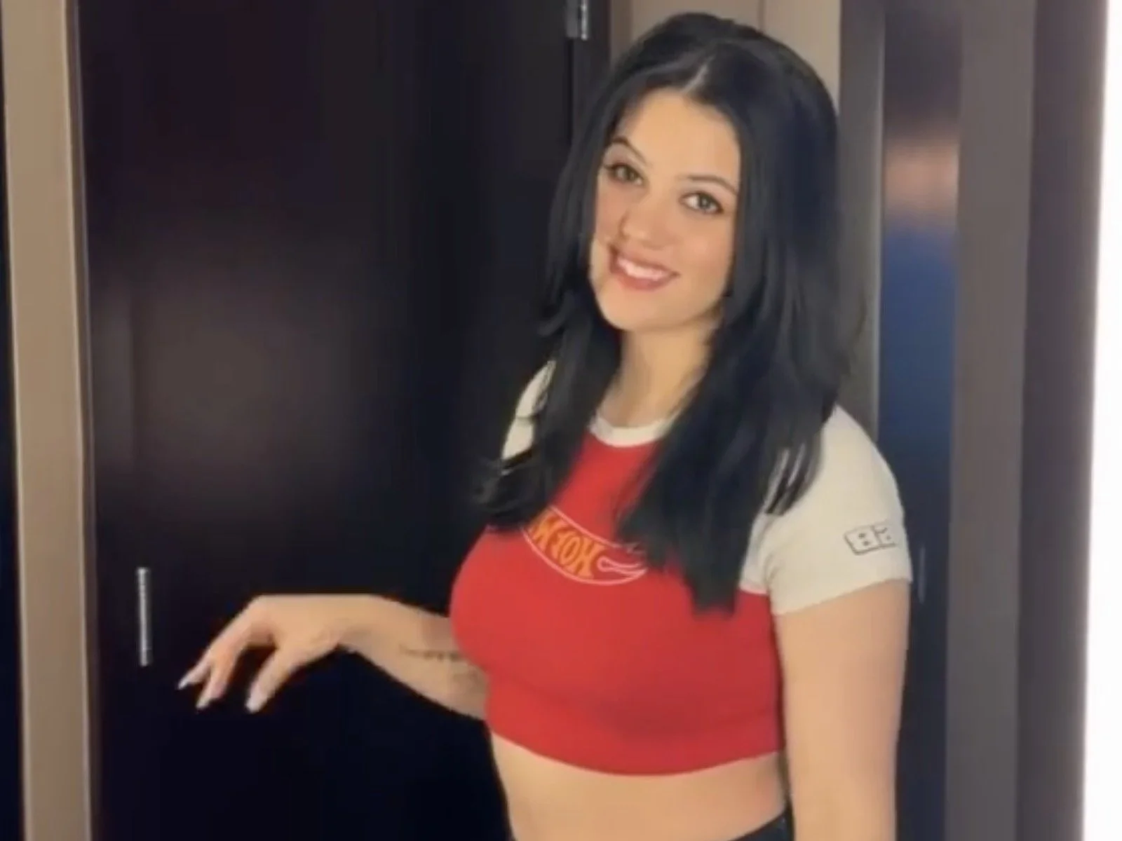Ellie Nova: It’s baddie next door vibes from the mind-blowing stunner