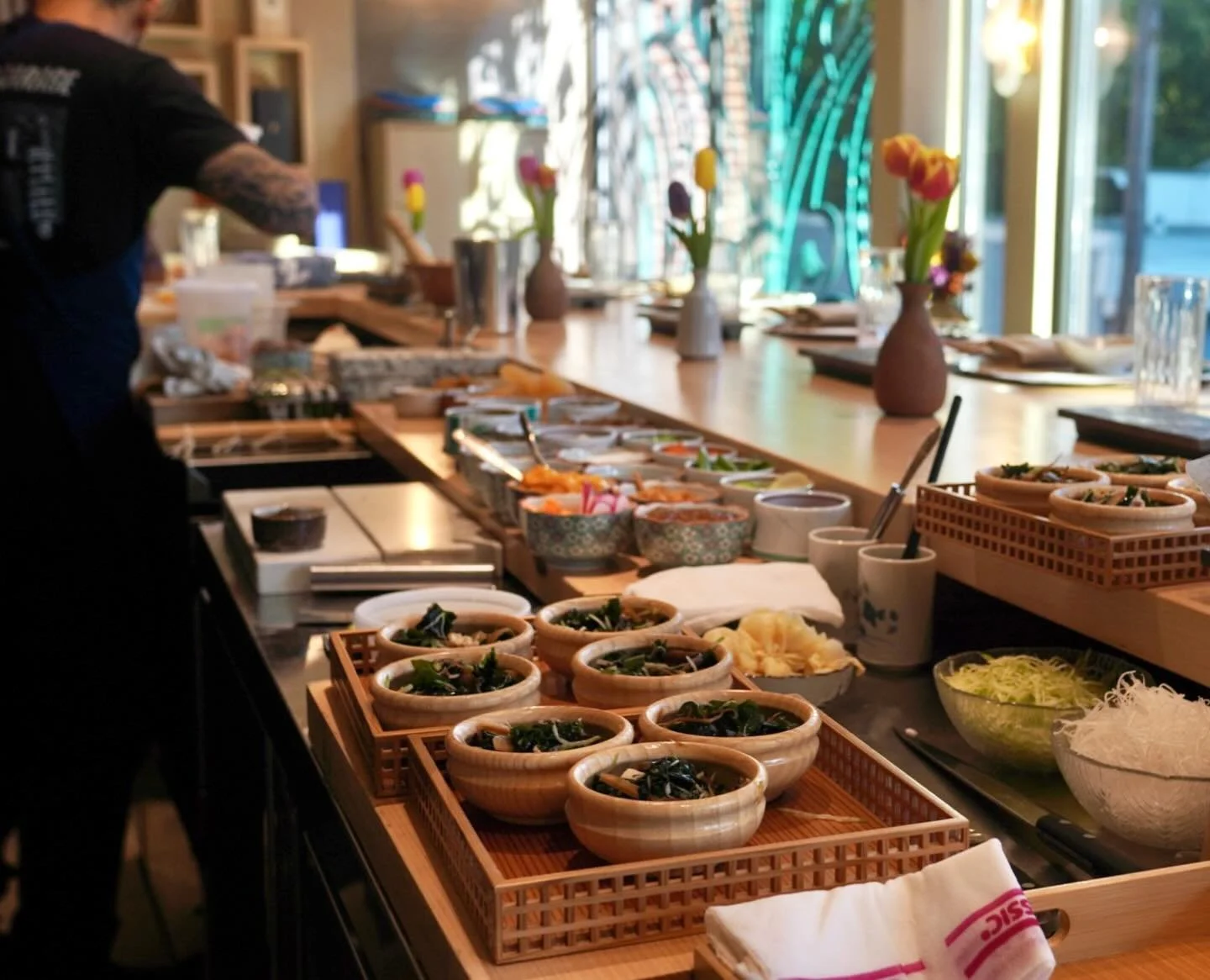 Open for dinner Wednesday through Sunday 🌚

Wed - Sat : 5:30-8:30 pm (A La Carte, Kaiseki Omakase , Chirashi Room)

Sun: 5:45 pm (Omakase only)
 
Book your seats at OpenTable under &ldquo;Two Nine&rdquo; 

#dcsushi #dcomakase #dcfoodie