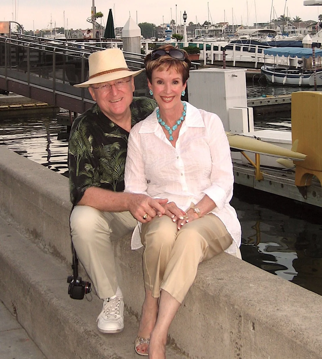 Evening walks around Balboa Island.JPG